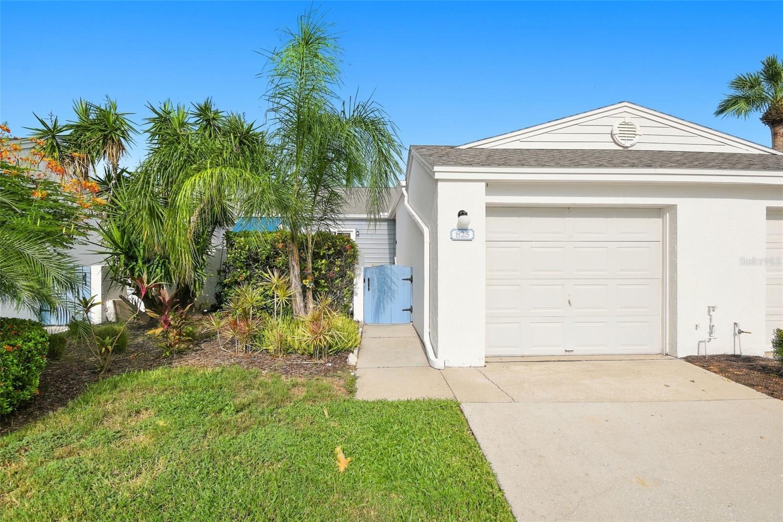 825 WATERSIDE LN — photo 2