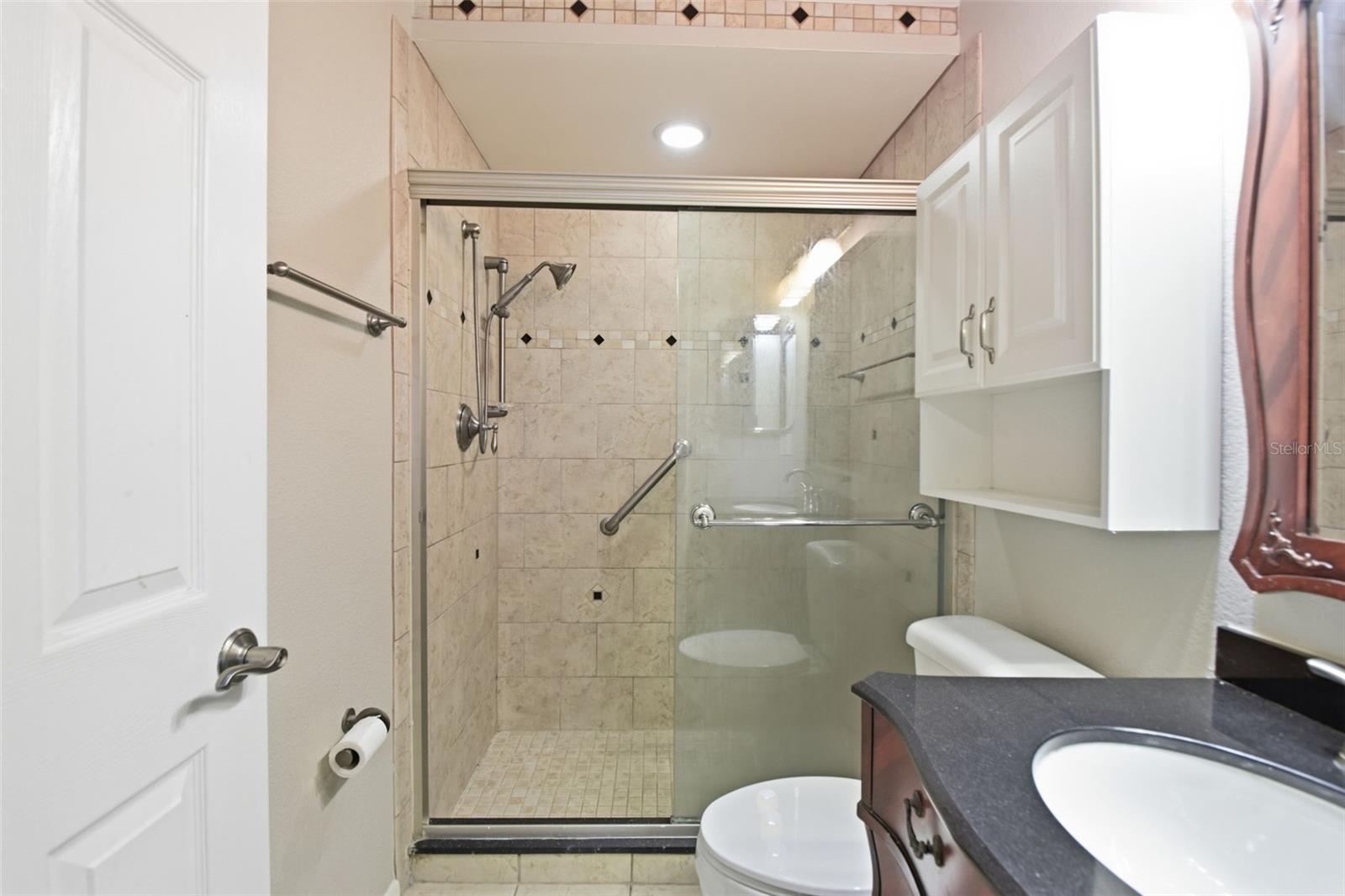 825 WATERSIDE LN — photo 29