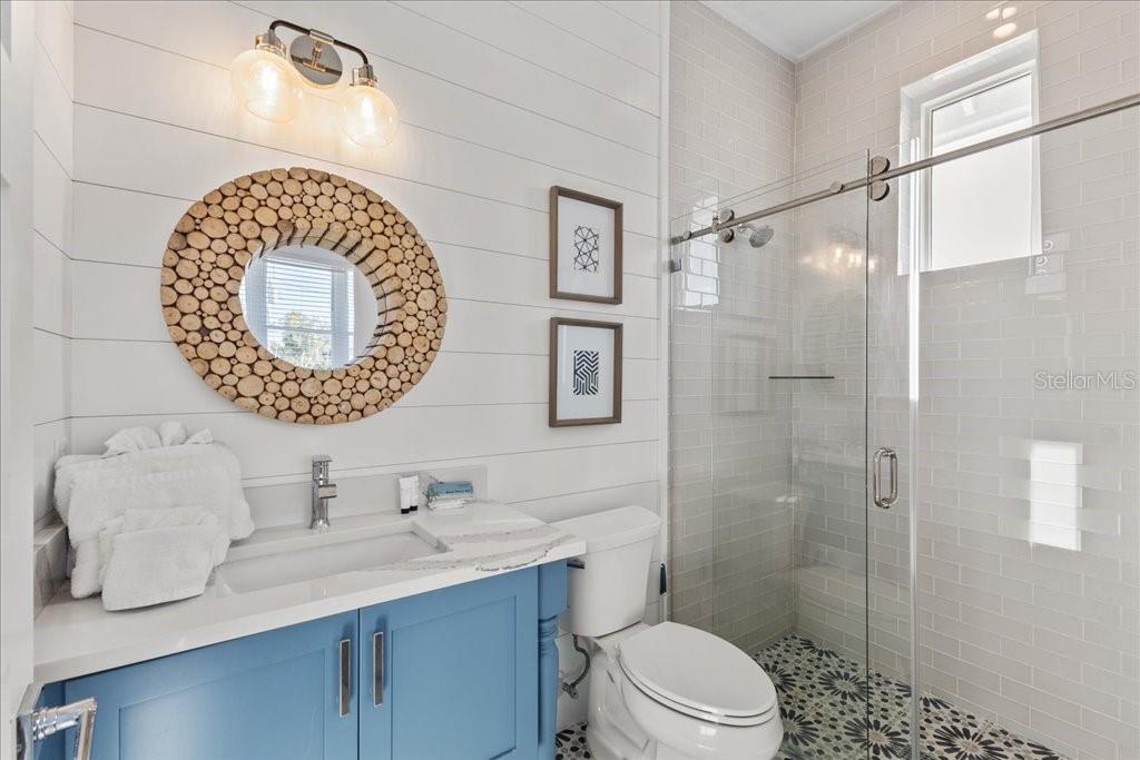 239 S HARBOR DR — photo 25