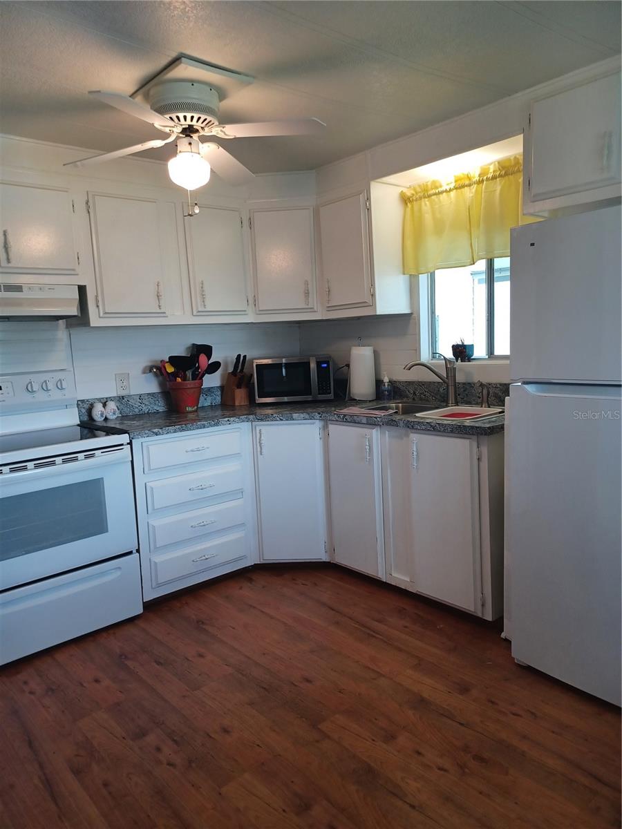 34620 SWEETPEA LN — photo 4