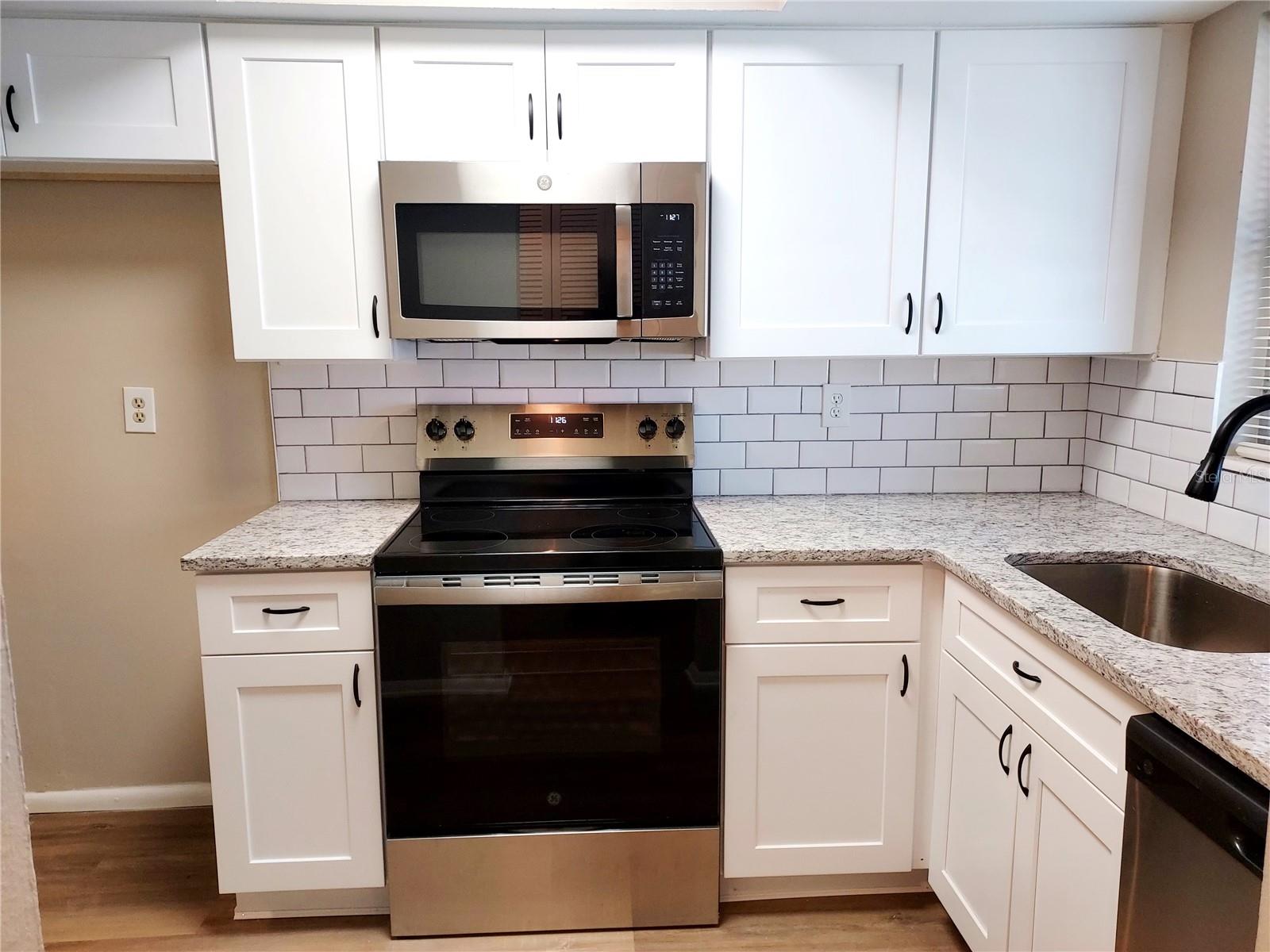 6064 ARLENE WAY #6064 — photo 8