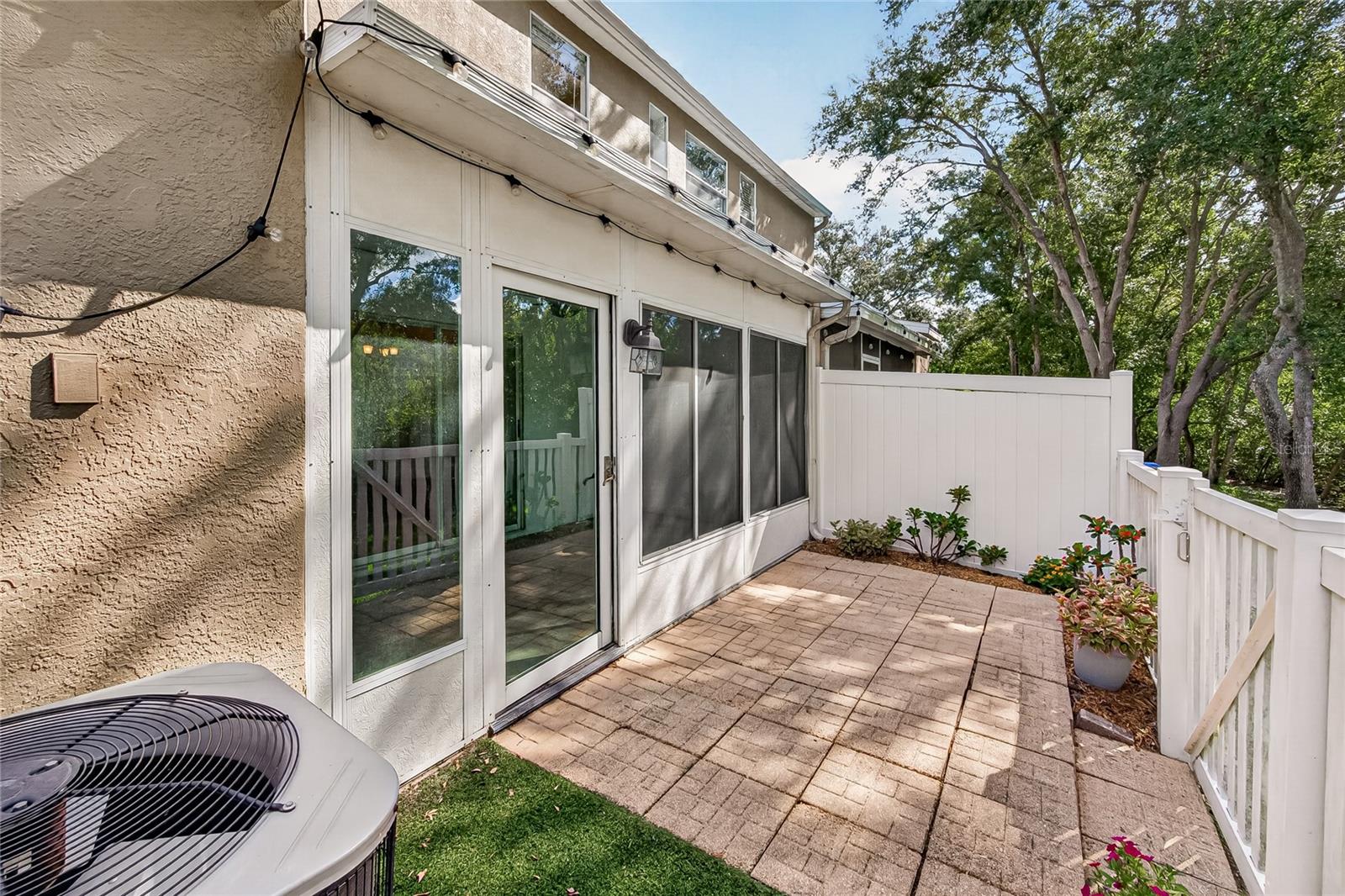 4319 DEERMONT CIR — photo 31