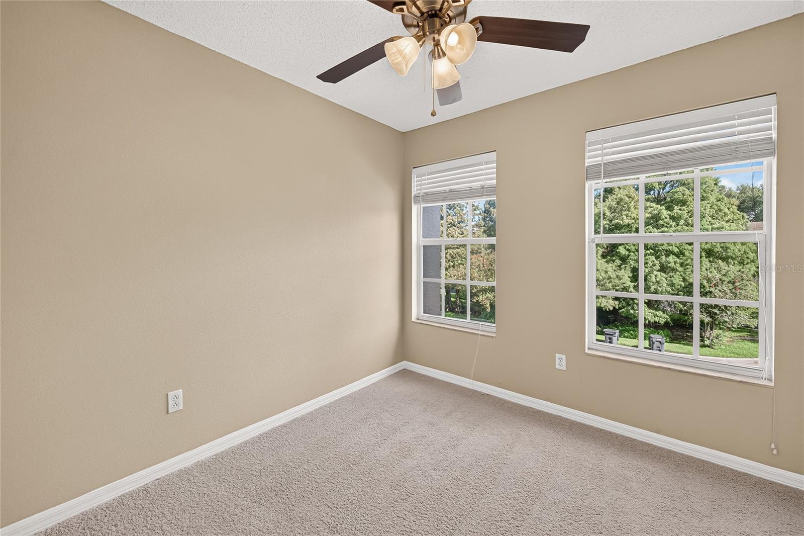 4319 DEERMONT CIR — photo 23