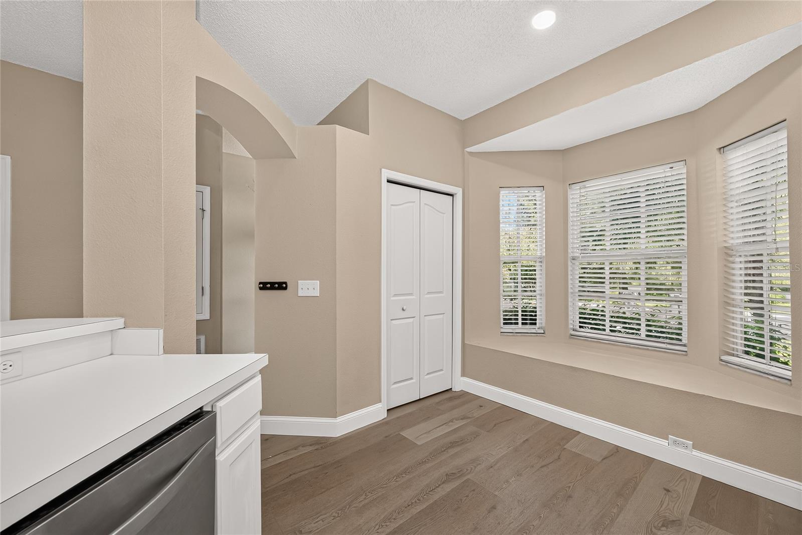 4319 DEERMONT CIR — photo 13
