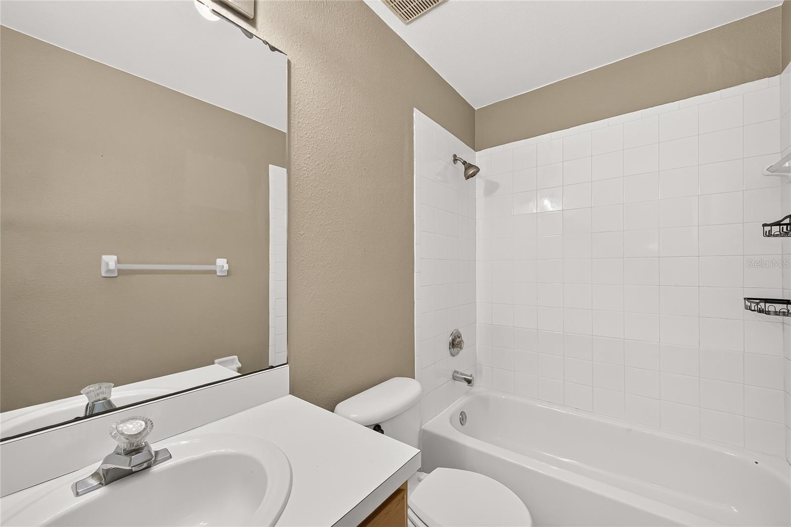 4319 DEERMONT CIR — photo 18