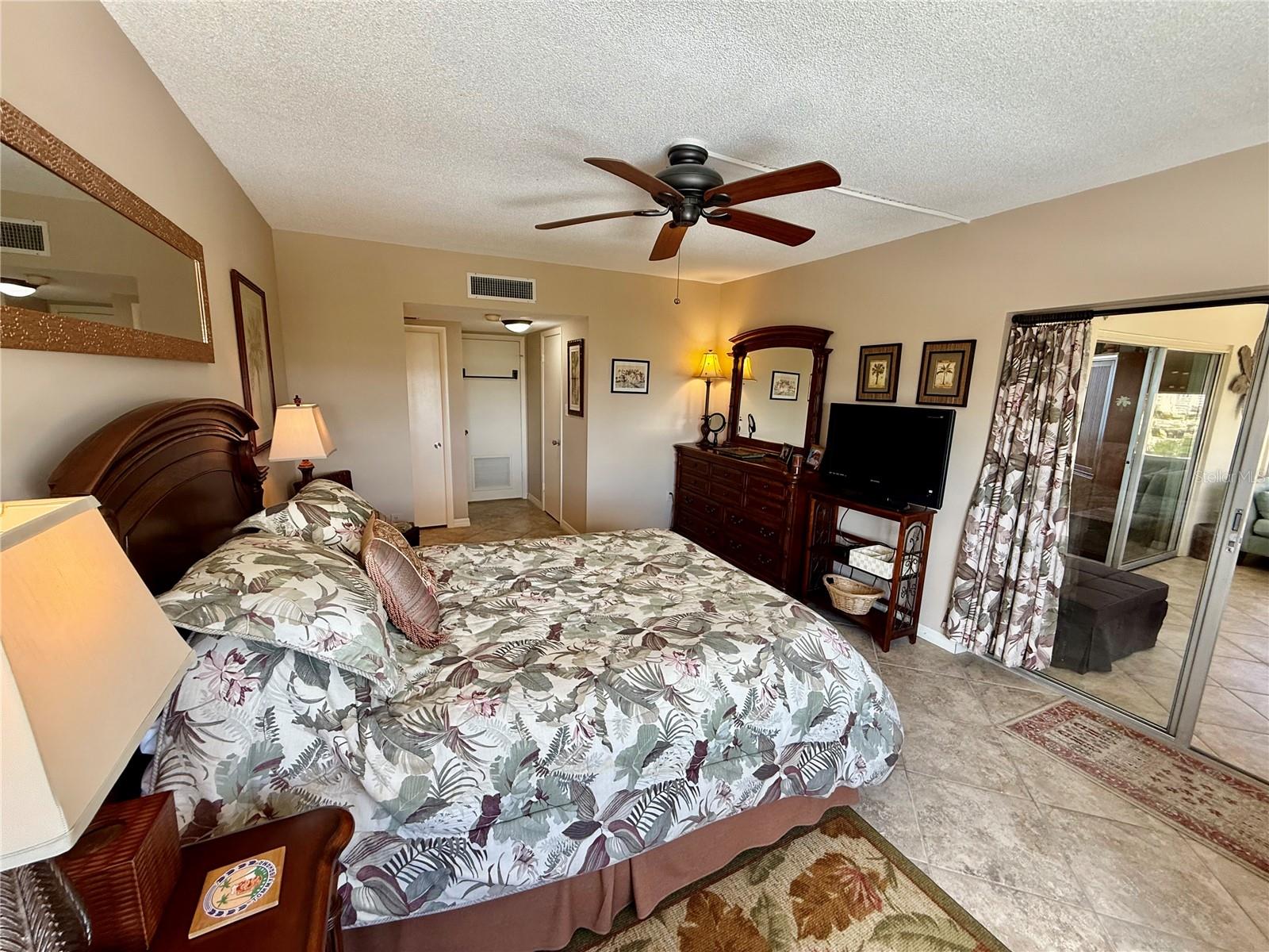 1700 BENJAMIN FRANKLIN DR #9E — photo 34