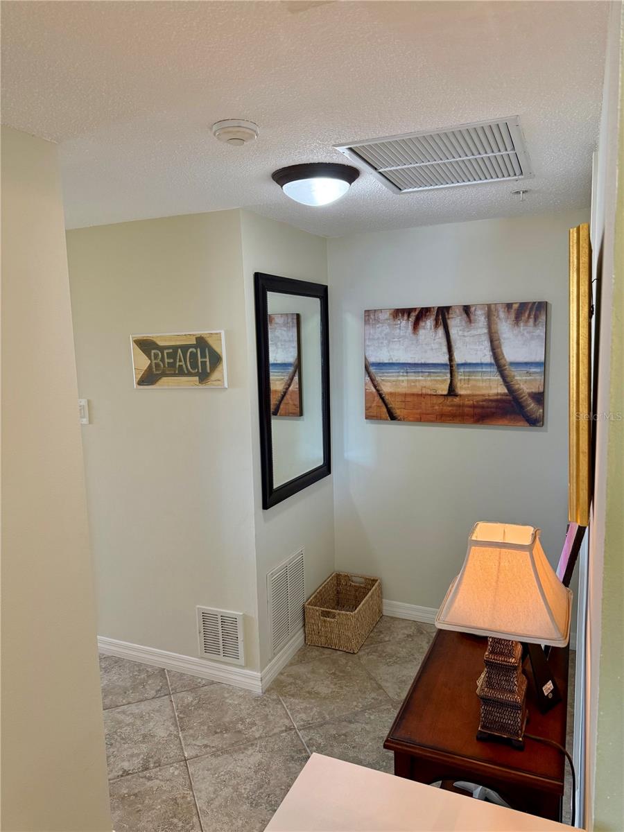 1700 BENJAMIN FRANKLIN DR #9E — photo 4