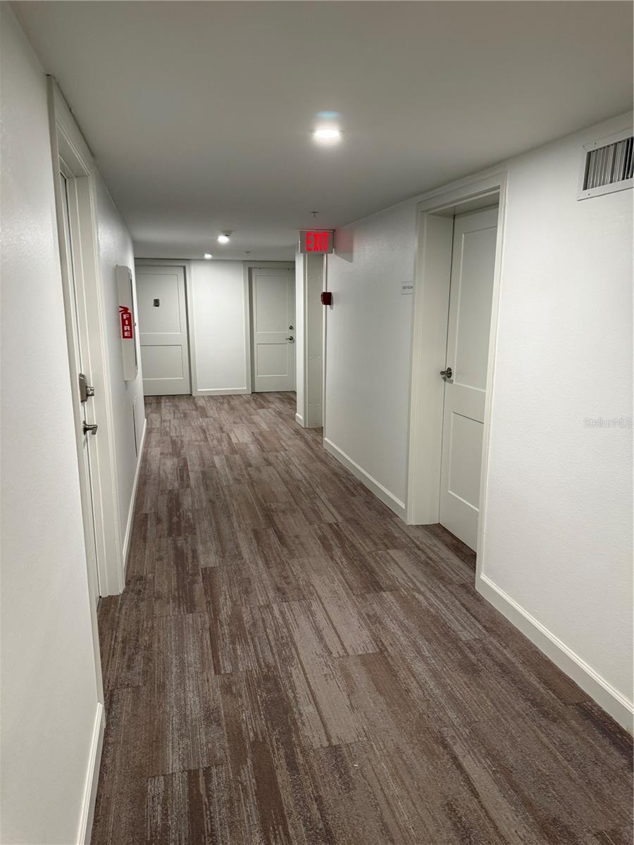 1700 BENJAMIN FRANKLIN DR #9E — photo 3