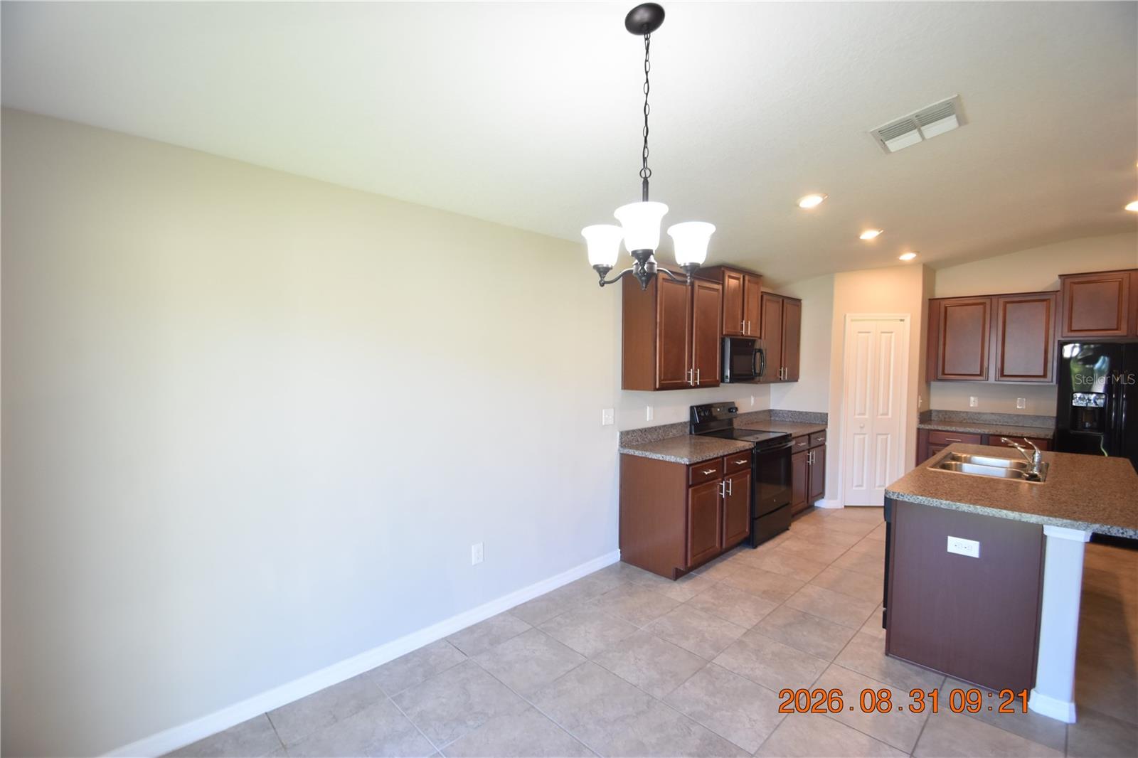 10106 ROSEMARY LEAF LN — photo 10
