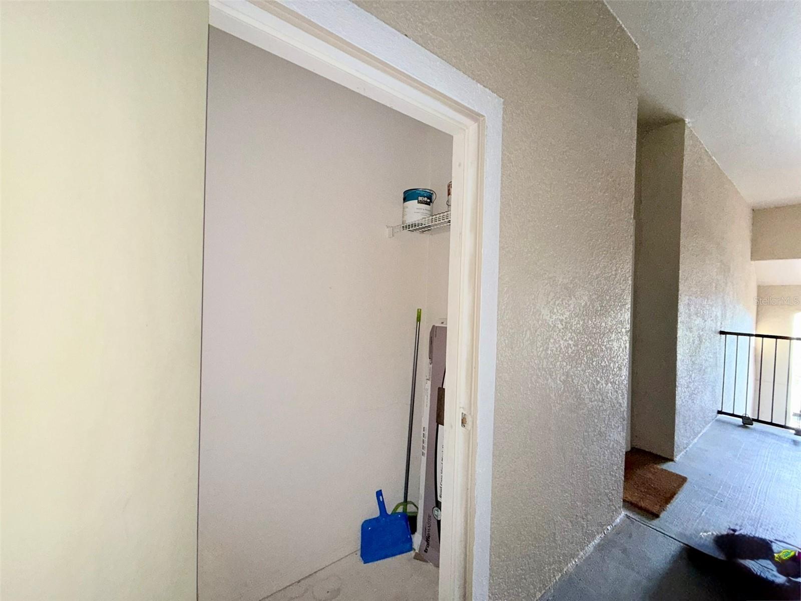 5152 NORTHRIDGE RD #302 — photo 27