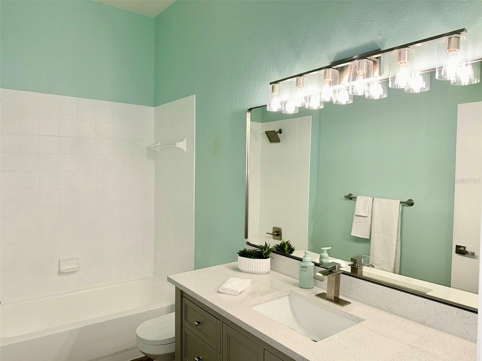 5152 NORTHRIDGE RD #302 — photo 18