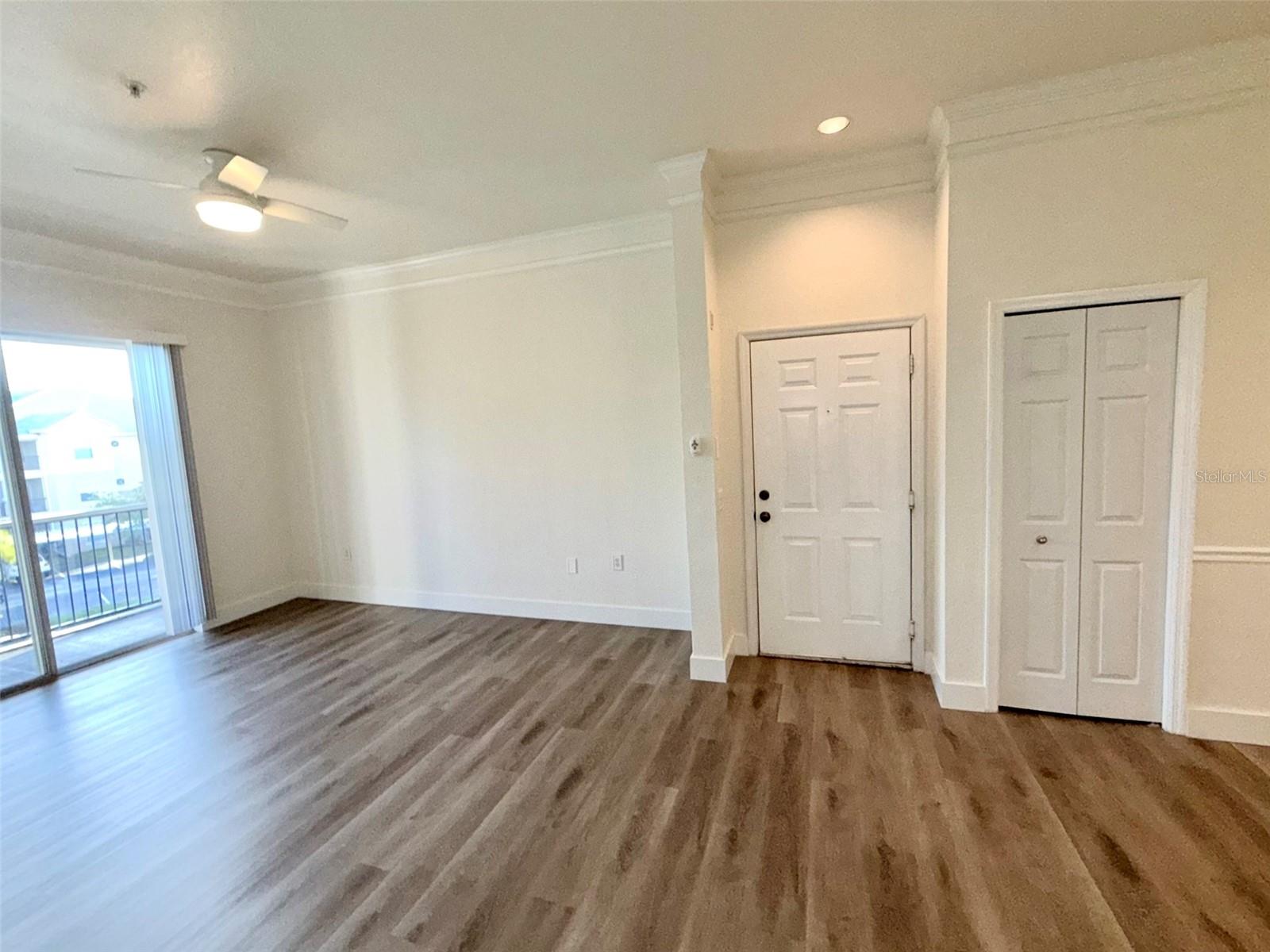 5152 NORTHRIDGE RD #302 — photo 13