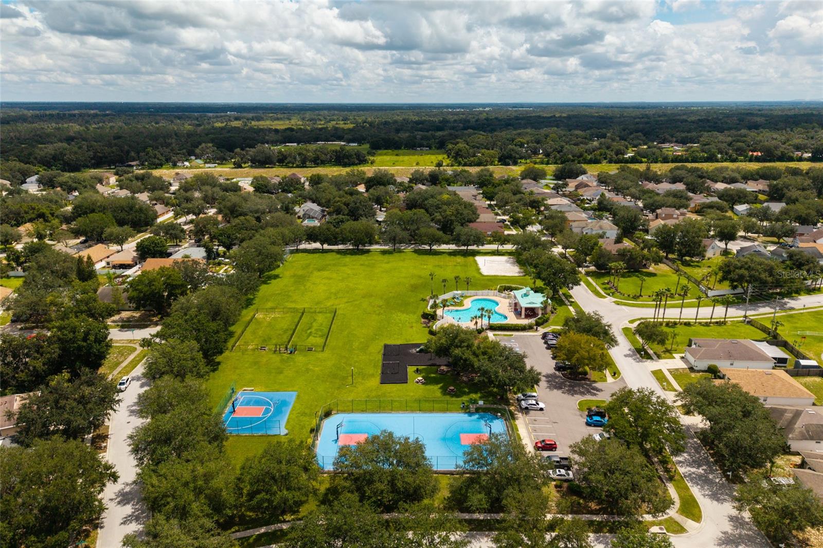3513 PINE TOP DR — photo 41