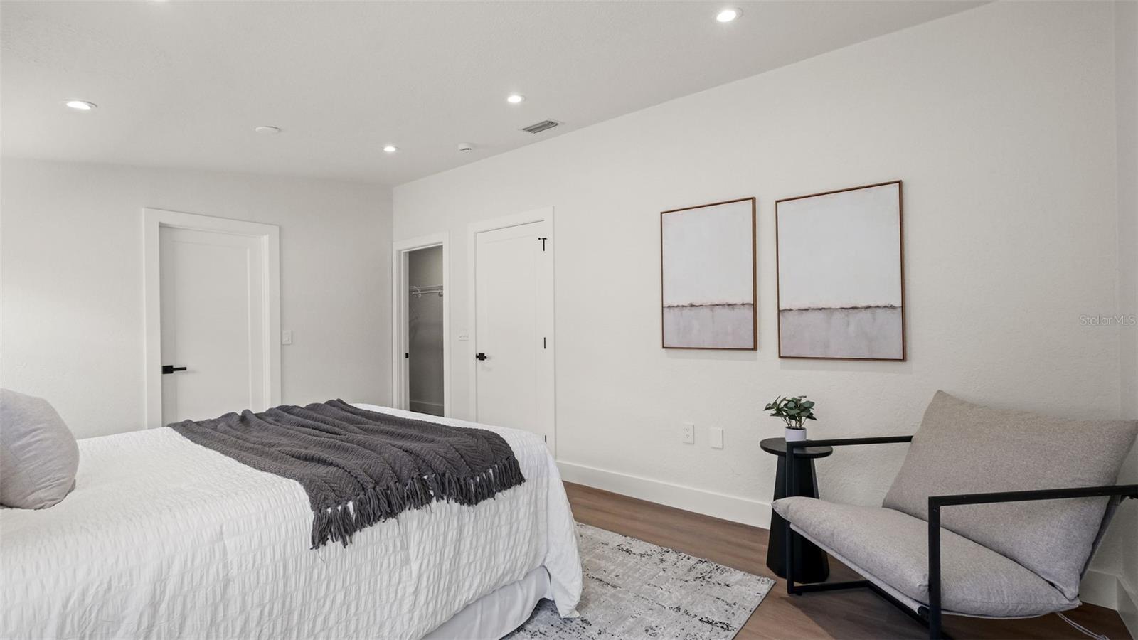 3415 W BARCELONA ST — photo 35