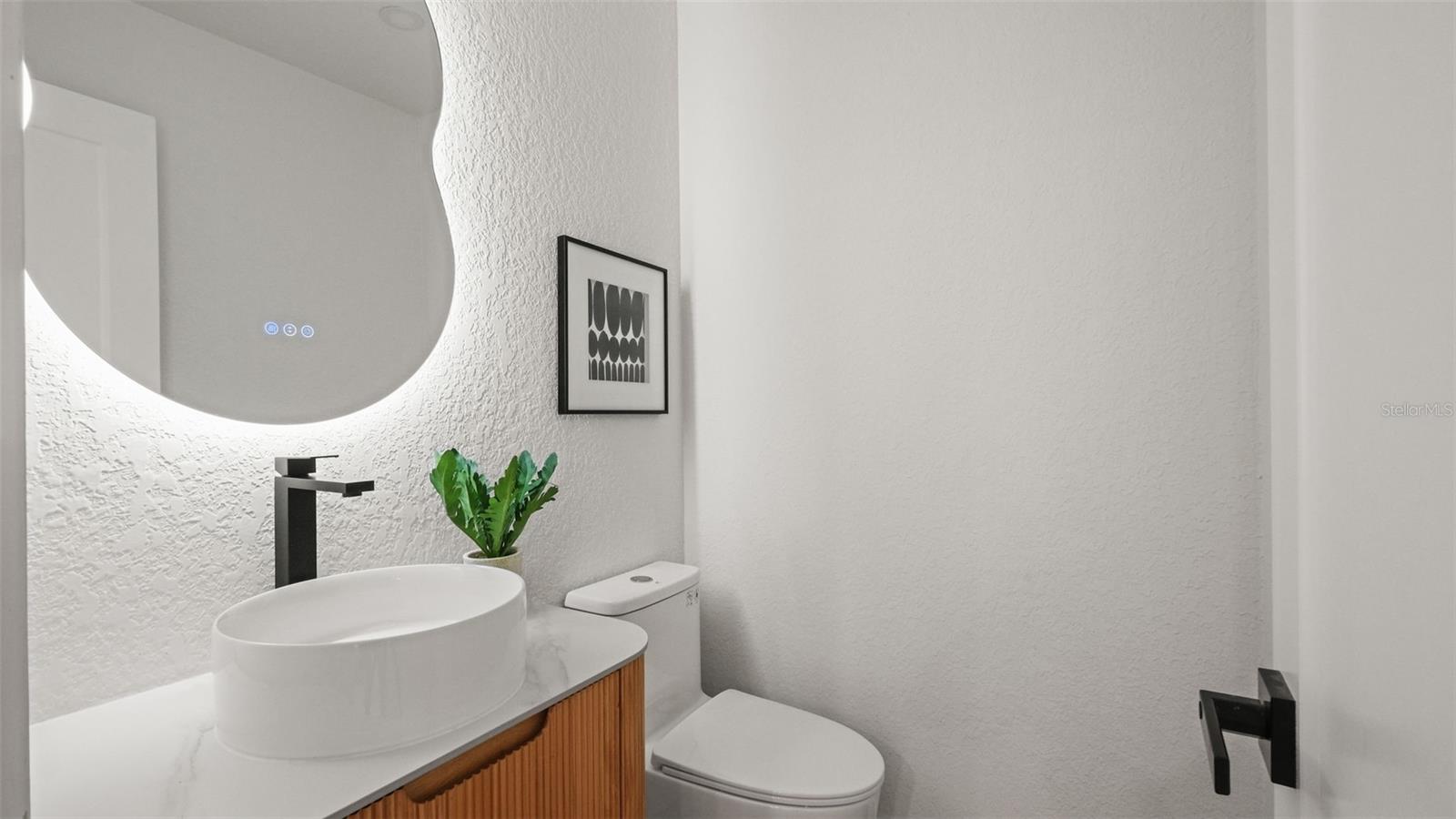 3415 W BARCELONA ST — photo 40