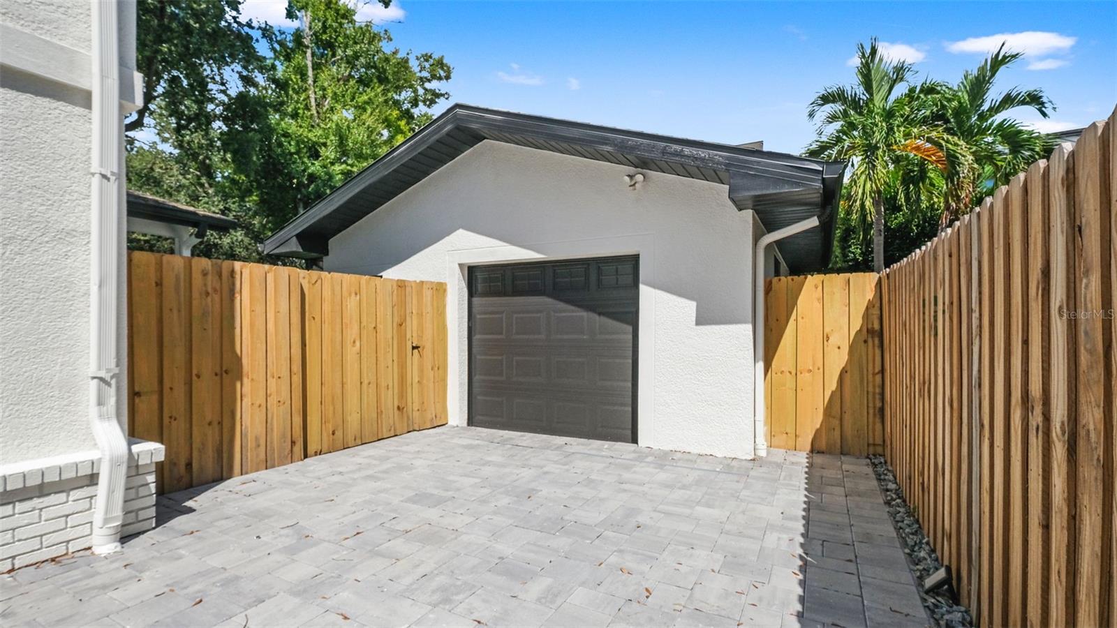 3415 W BARCELONA ST — photo 50