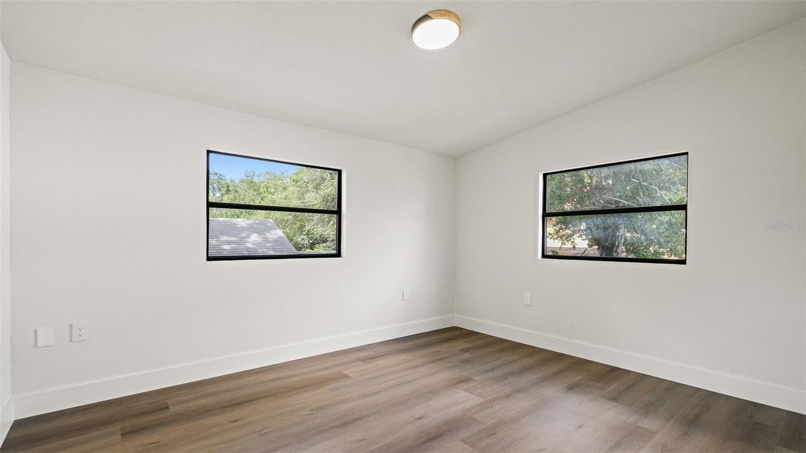 3415 W BARCELONA ST — photo 27