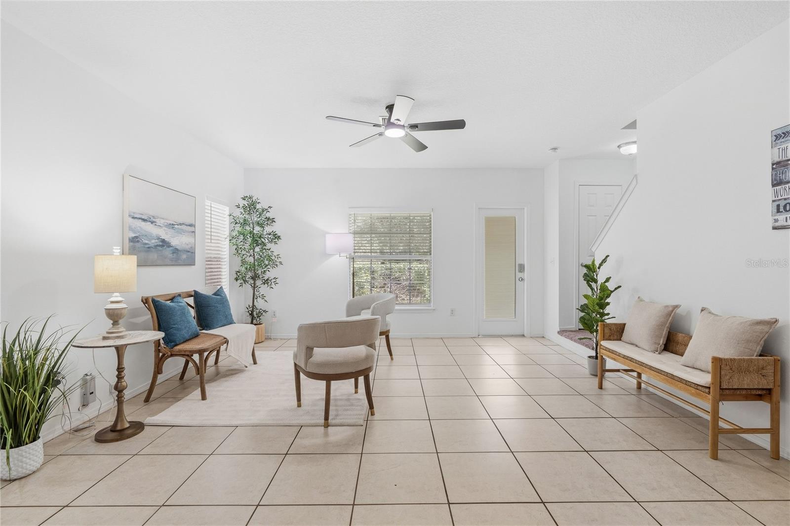 4652 CHATTERTON WAY — photo 3