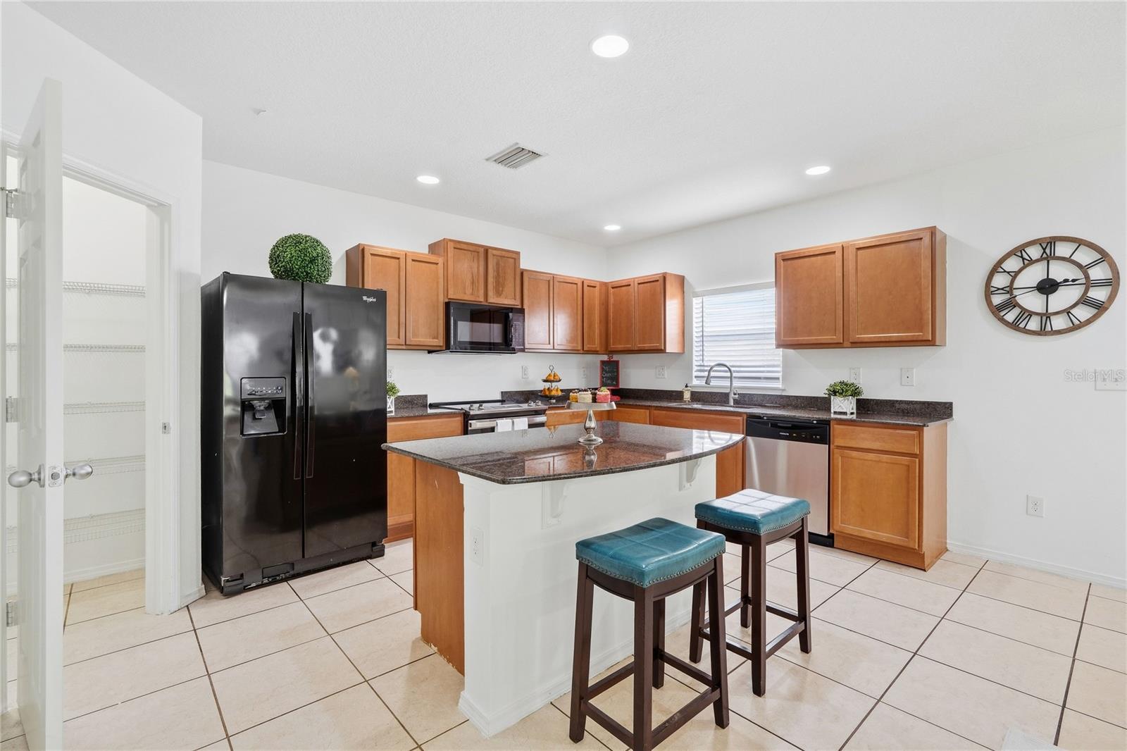 4652 CHATTERTON WAY — photo 9
