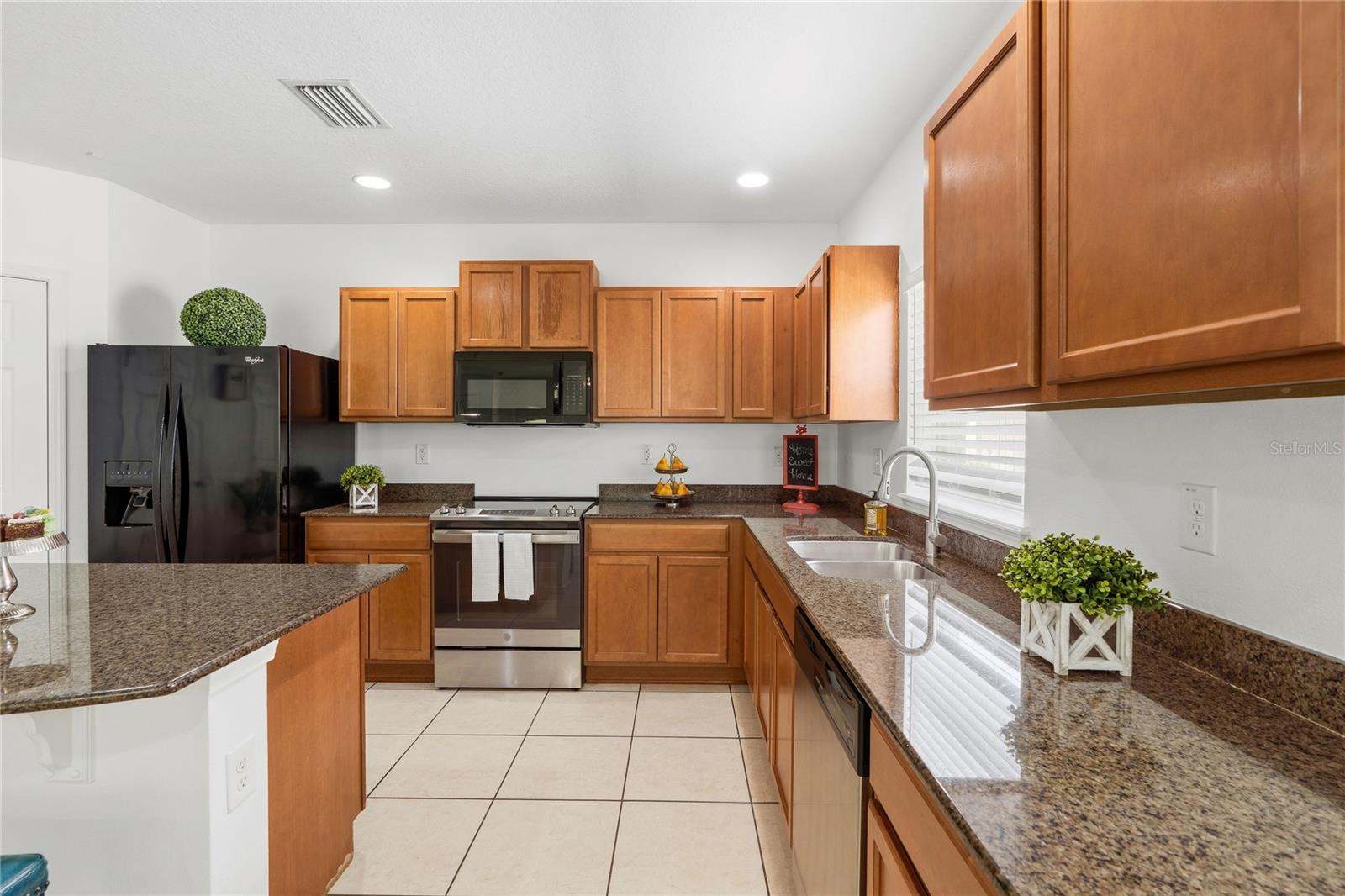 4652 CHATTERTON WAY — photo 8