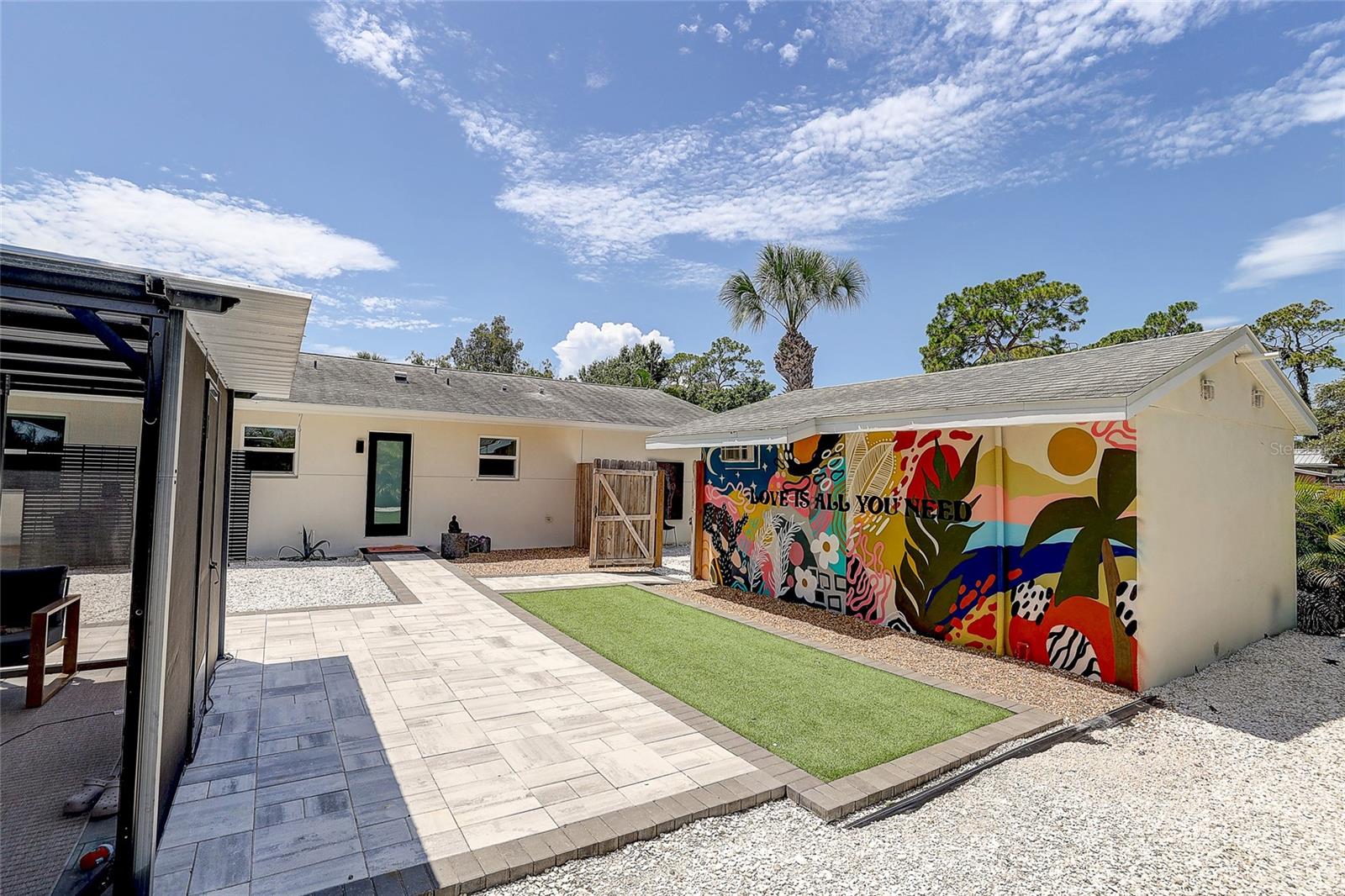 2121 PALM TER — photo 28
