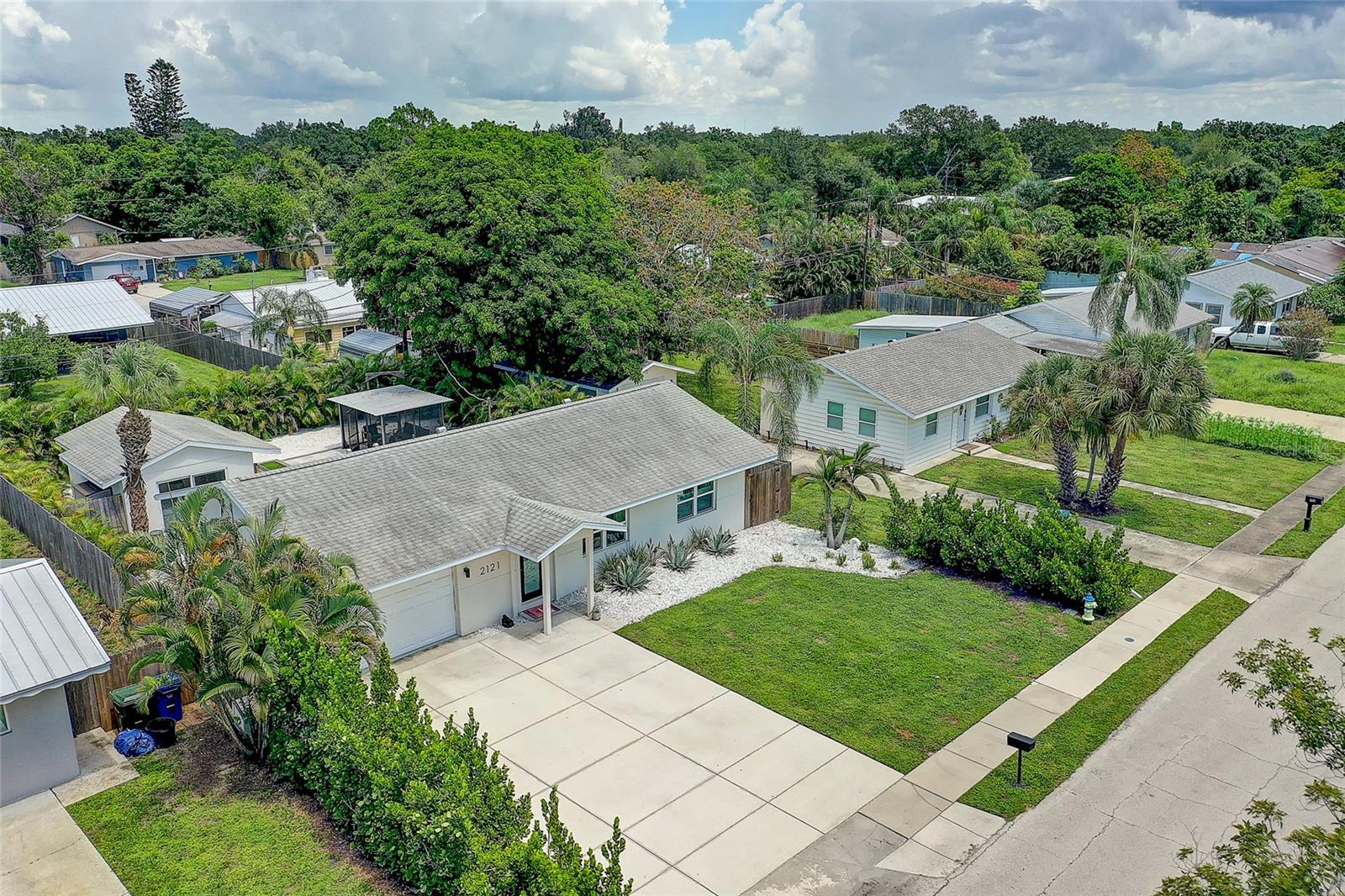 2121 PALM TER — photo 40