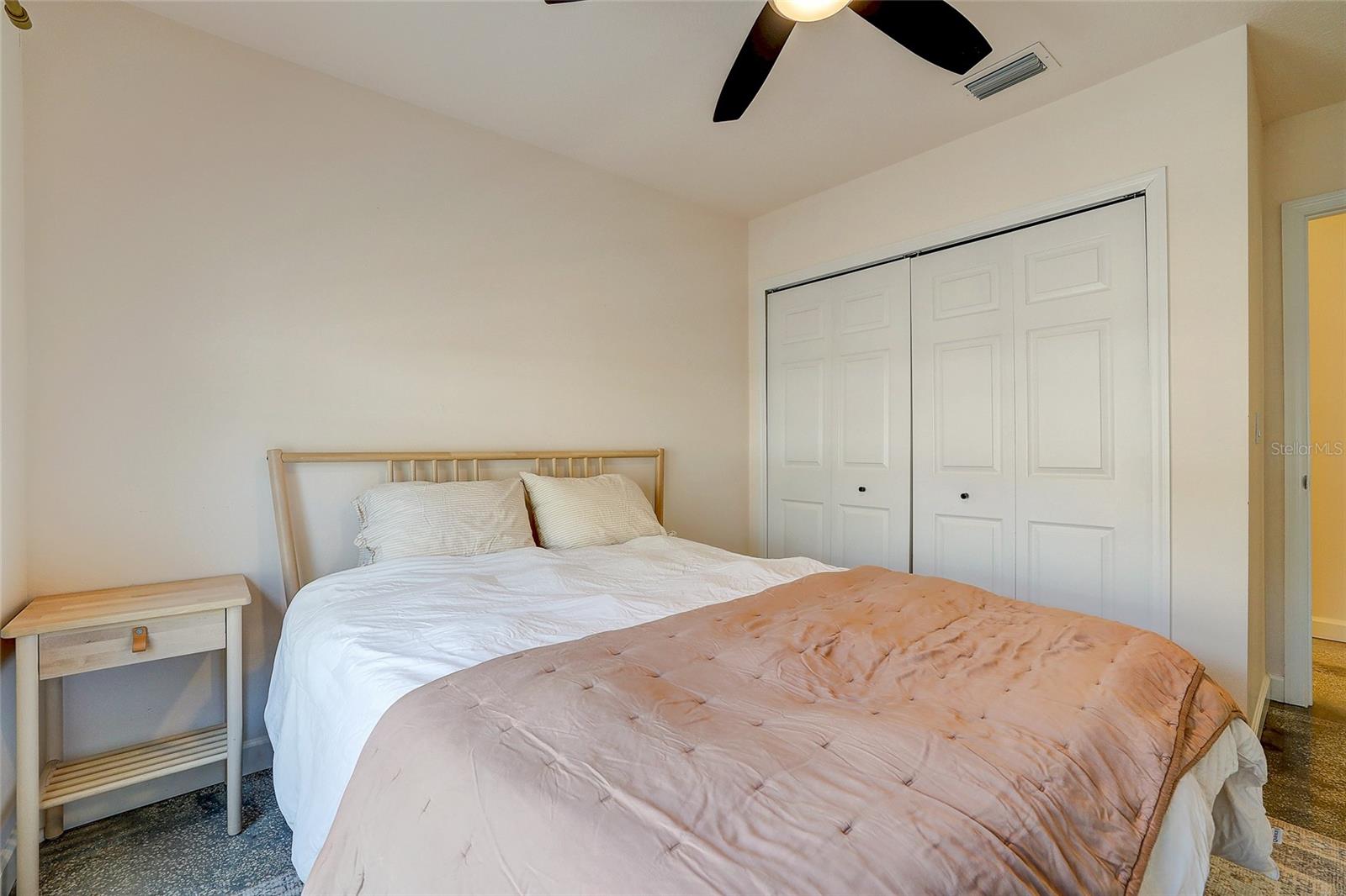 2121 PALM TER — photo 11