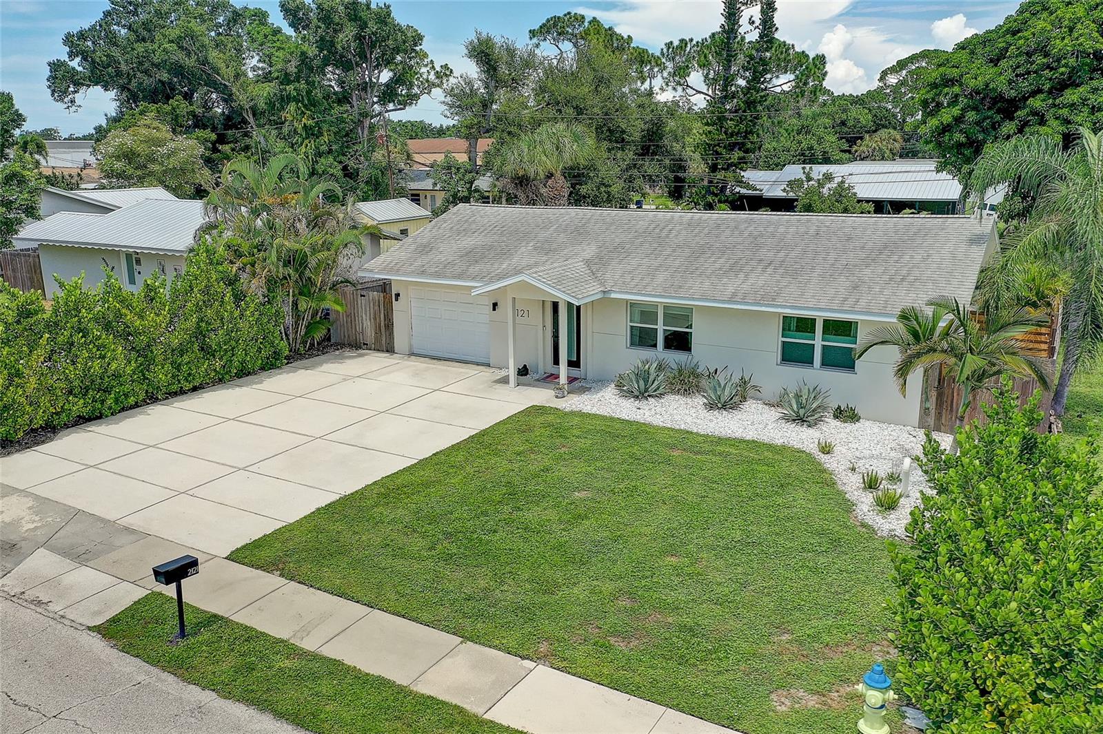 2121 PALM TER — photo 38