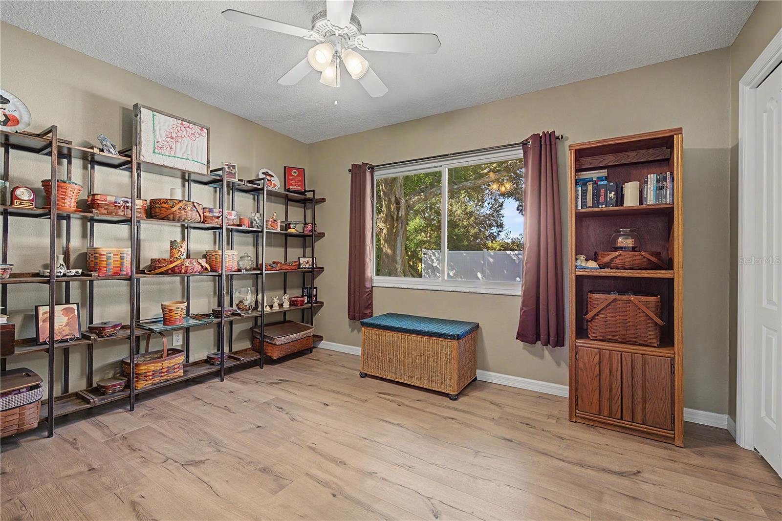 2555 SHADECREST RD — photo 22