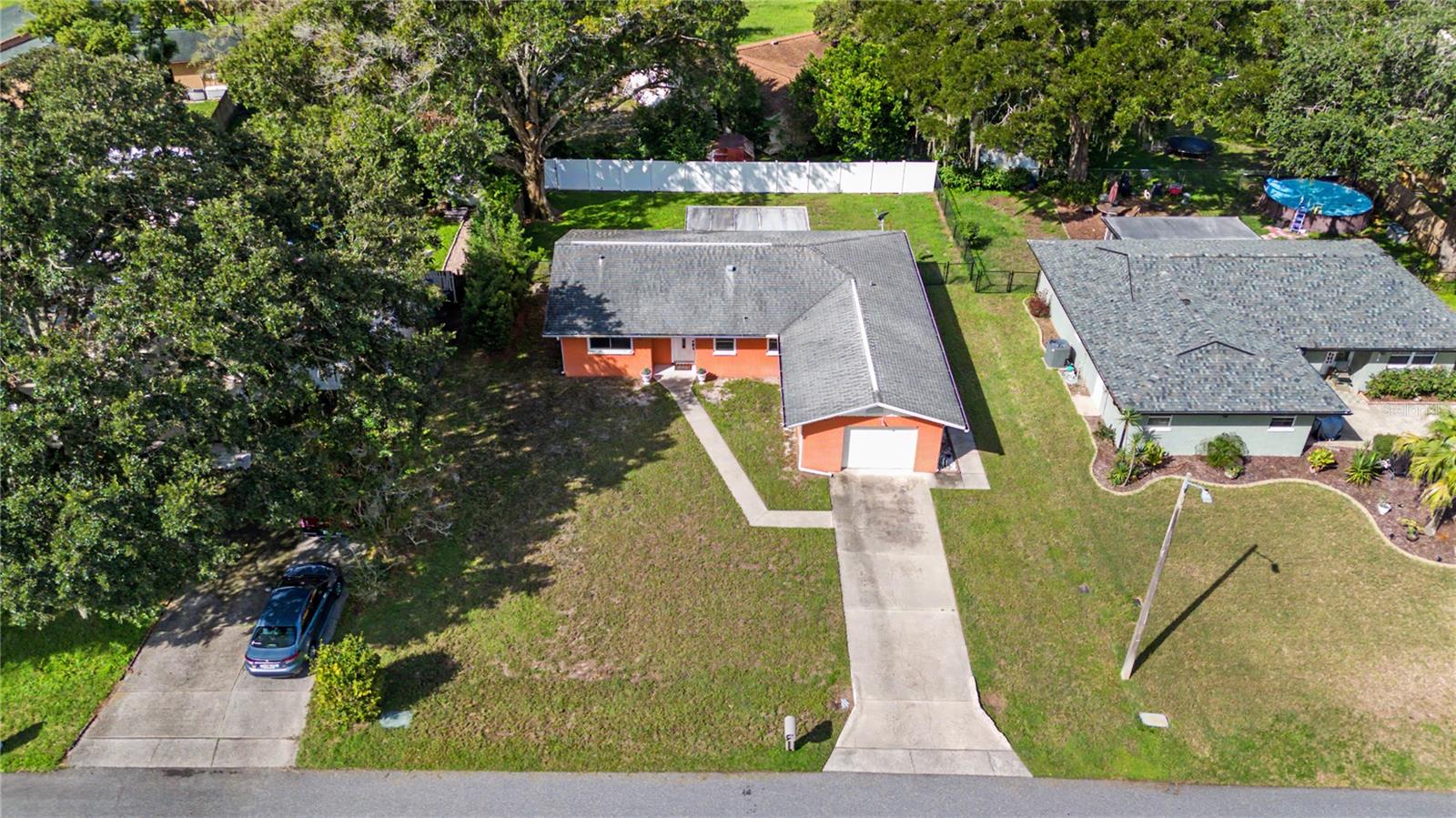 2555 SHADECREST RD — photo 31