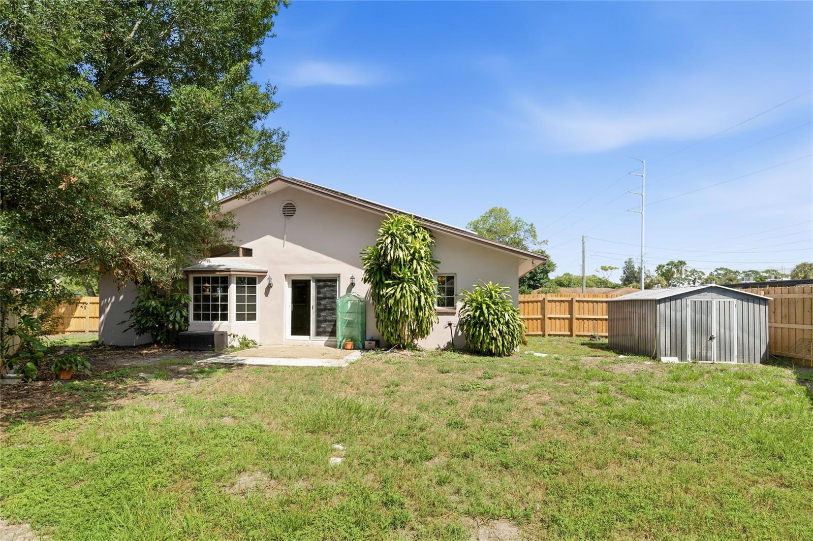 802 EMBASSY RD — photo 11
