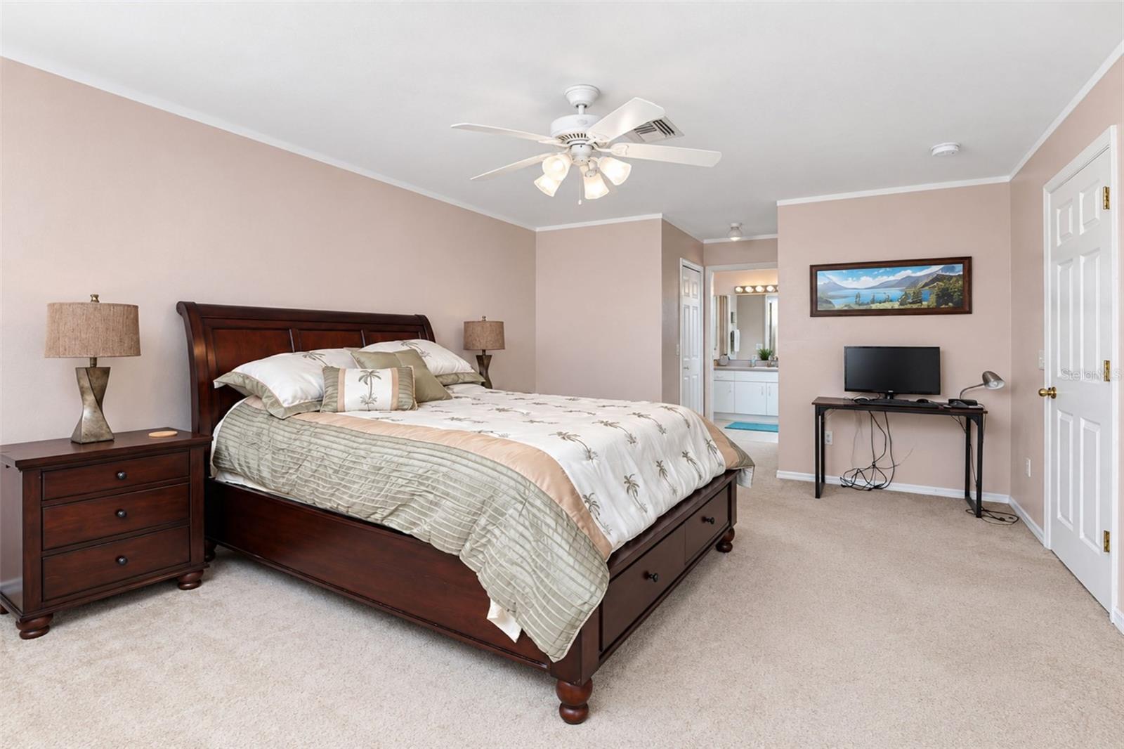 2067 OMEGA CT — photo 15