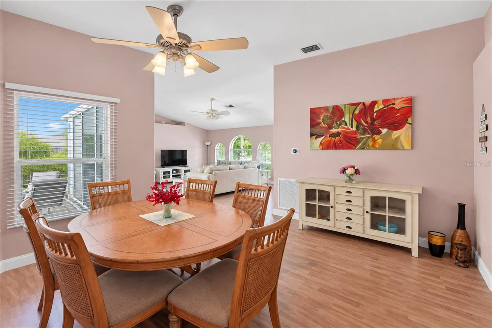 2067 OMEGA CT — photo 9