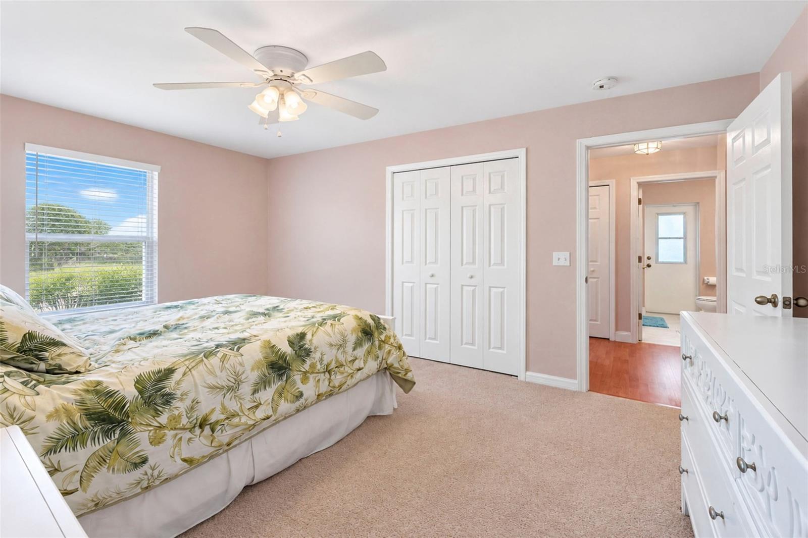 2067 OMEGA CT — photo 20