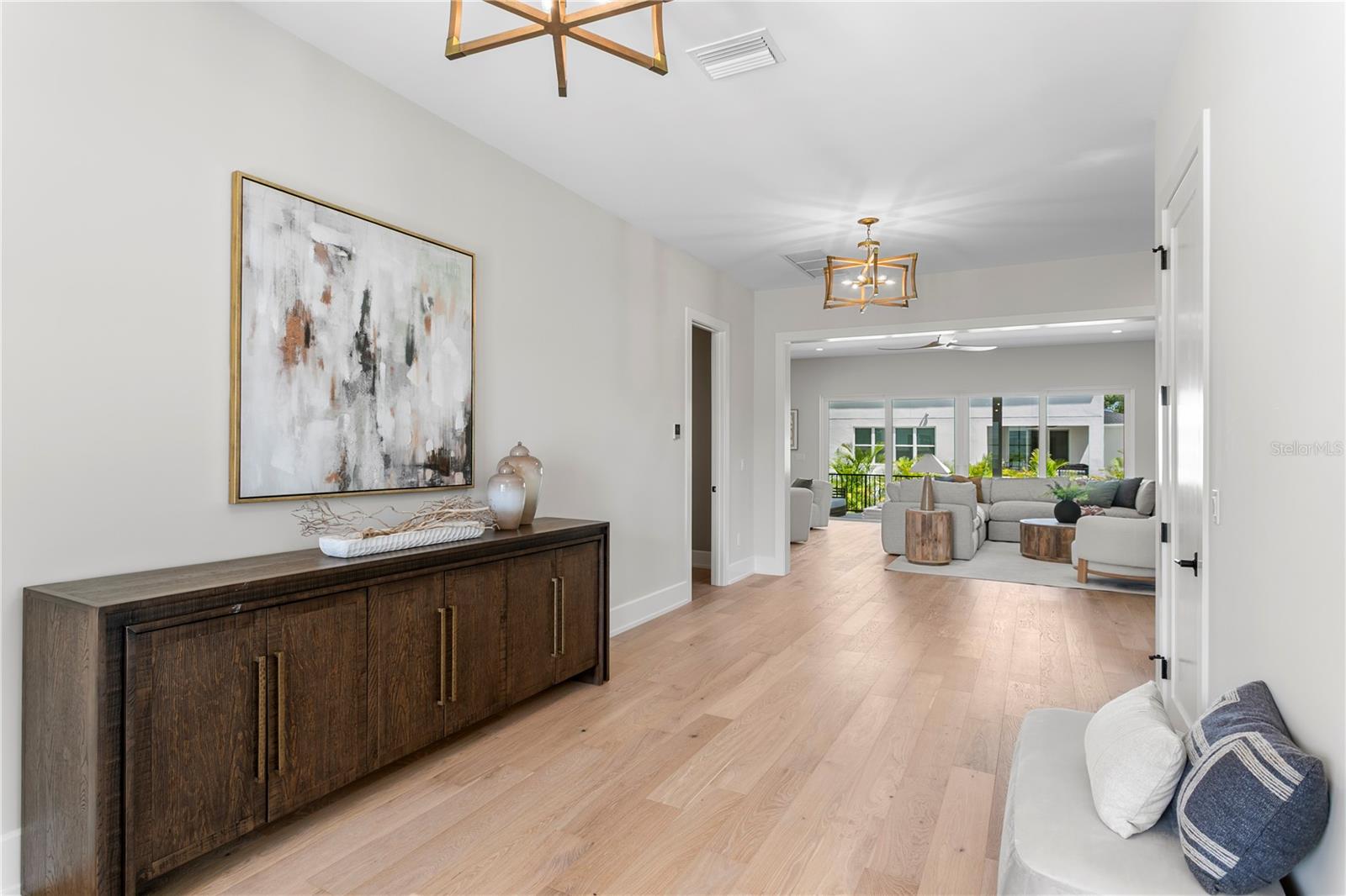 3612 S LIGHTNER DR — photo 10