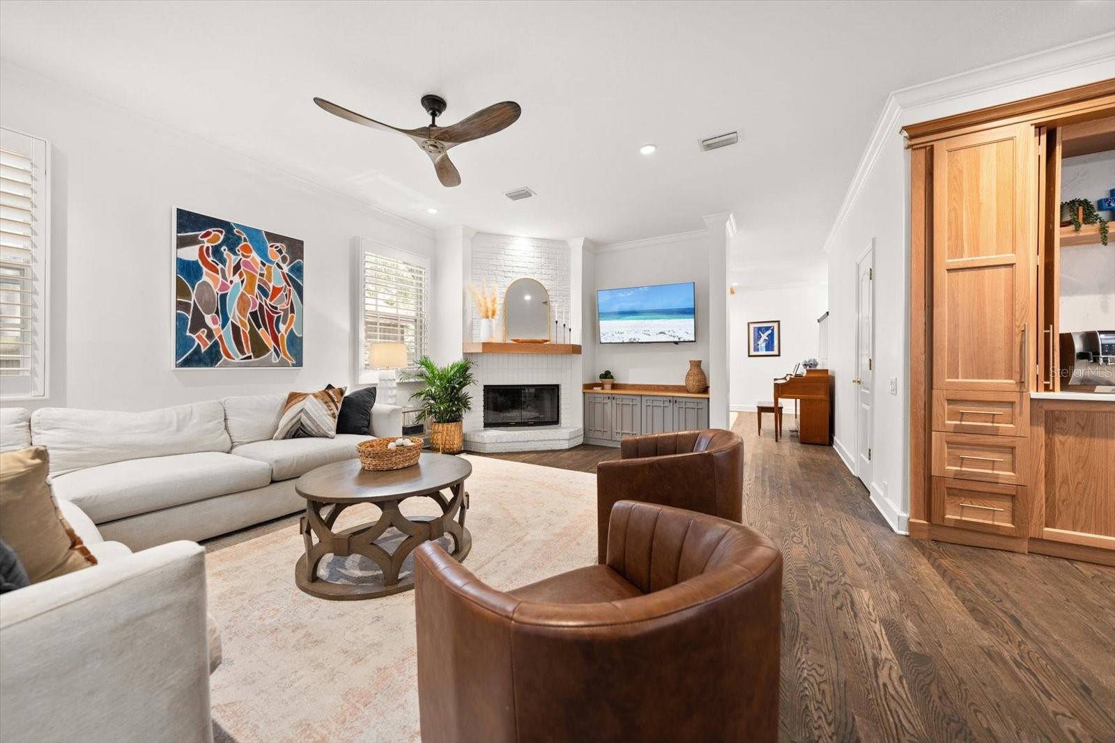 4615 S ESPERANZA AVE — photo 12