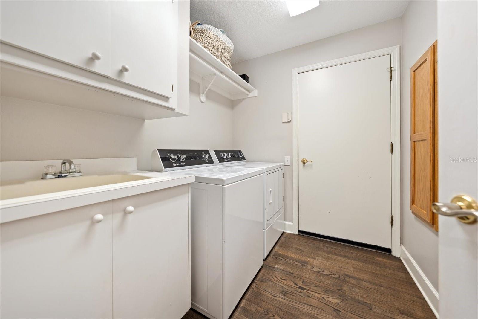 4615 S ESPERANZA AVE — photo 26
