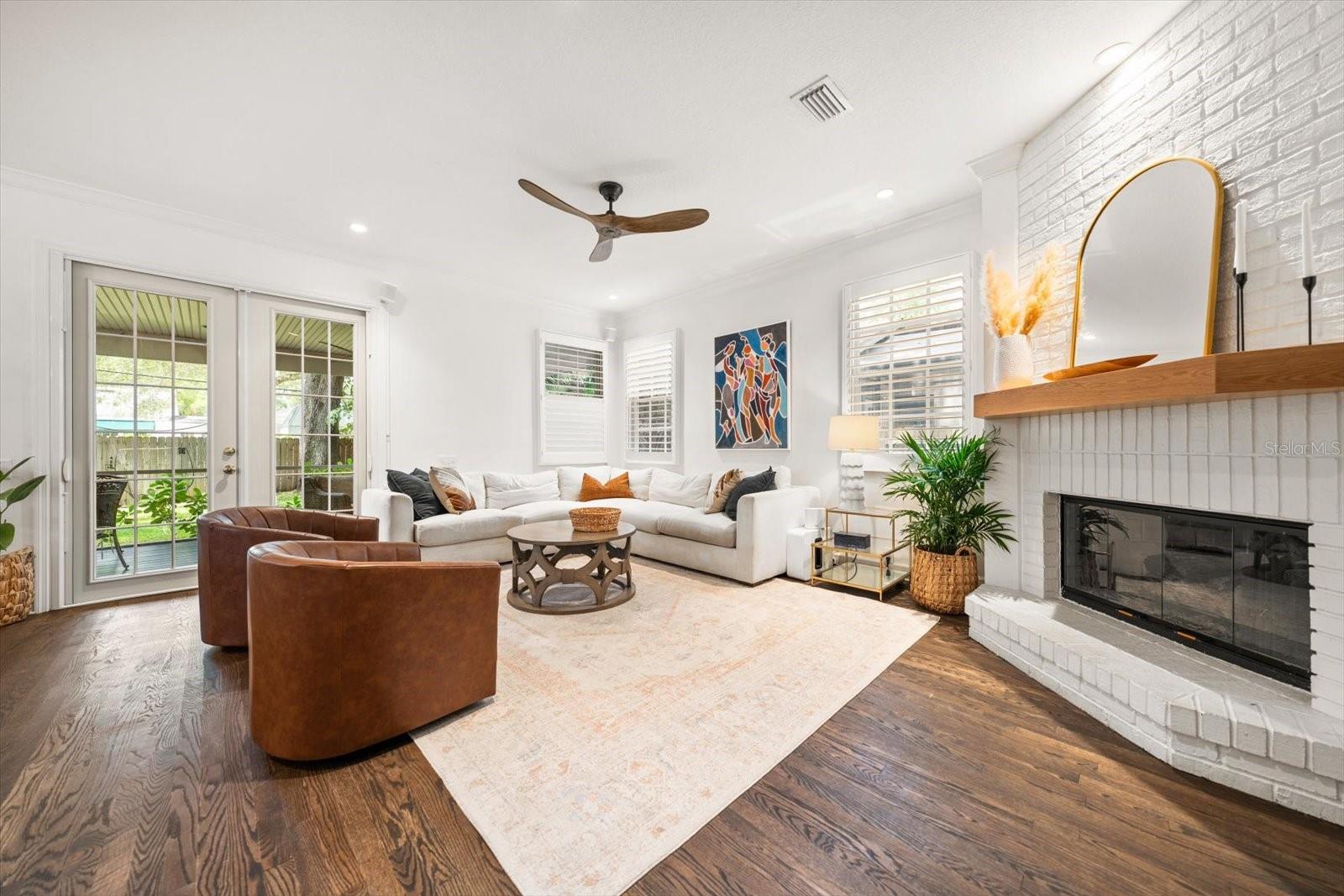 4615 S ESPERANZA AVE — photo 13