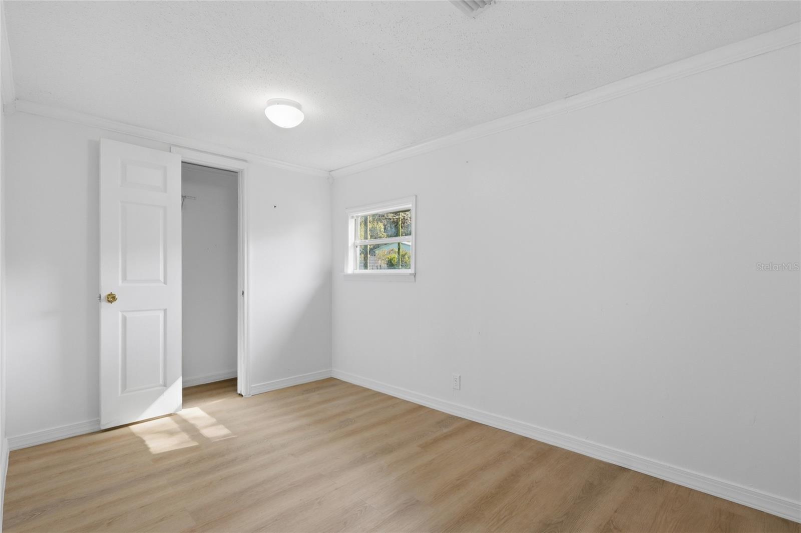 39250 MIRAMAR DR — photo 17