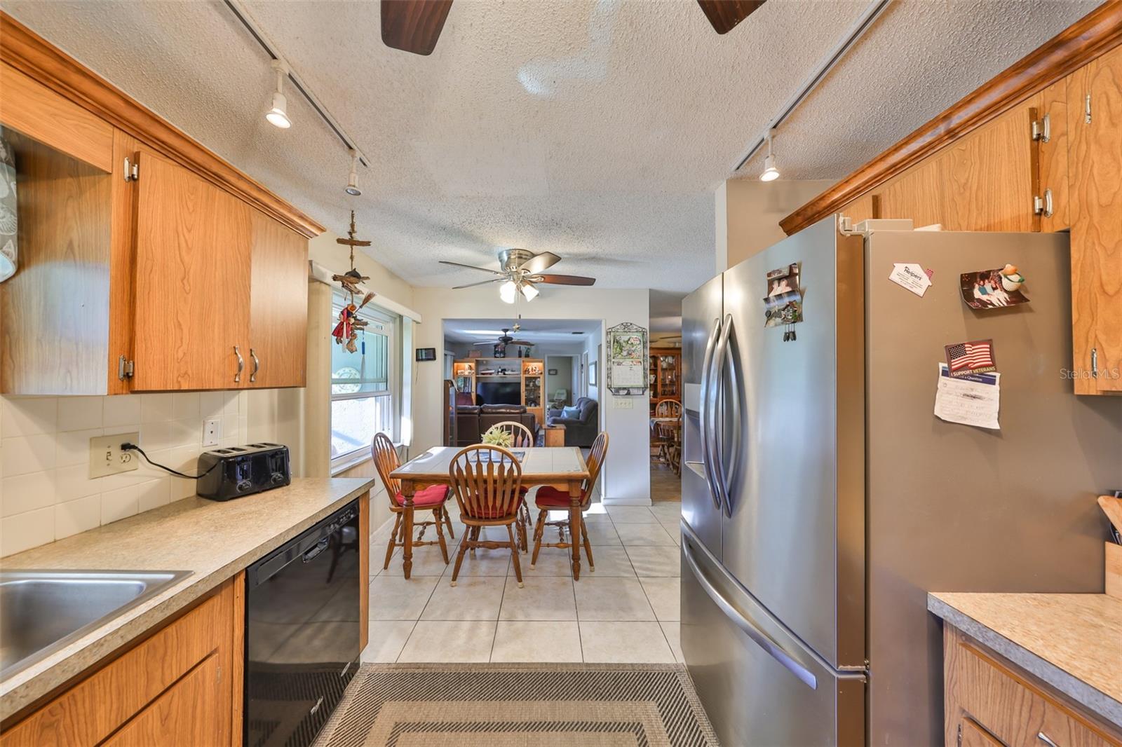 672 ALLEGHENY DR — photo 23