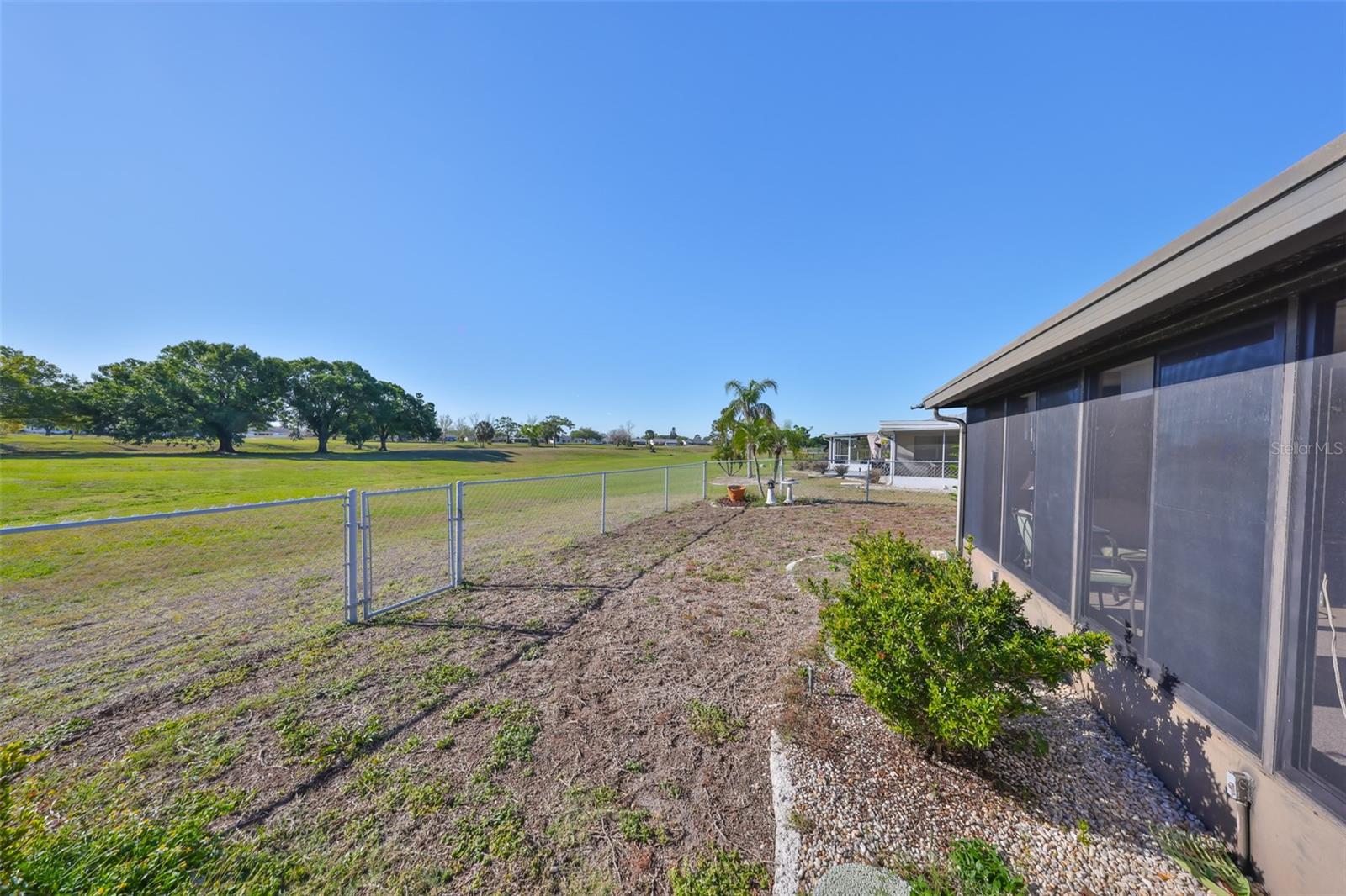 672 ALLEGHENY DR — photo 44