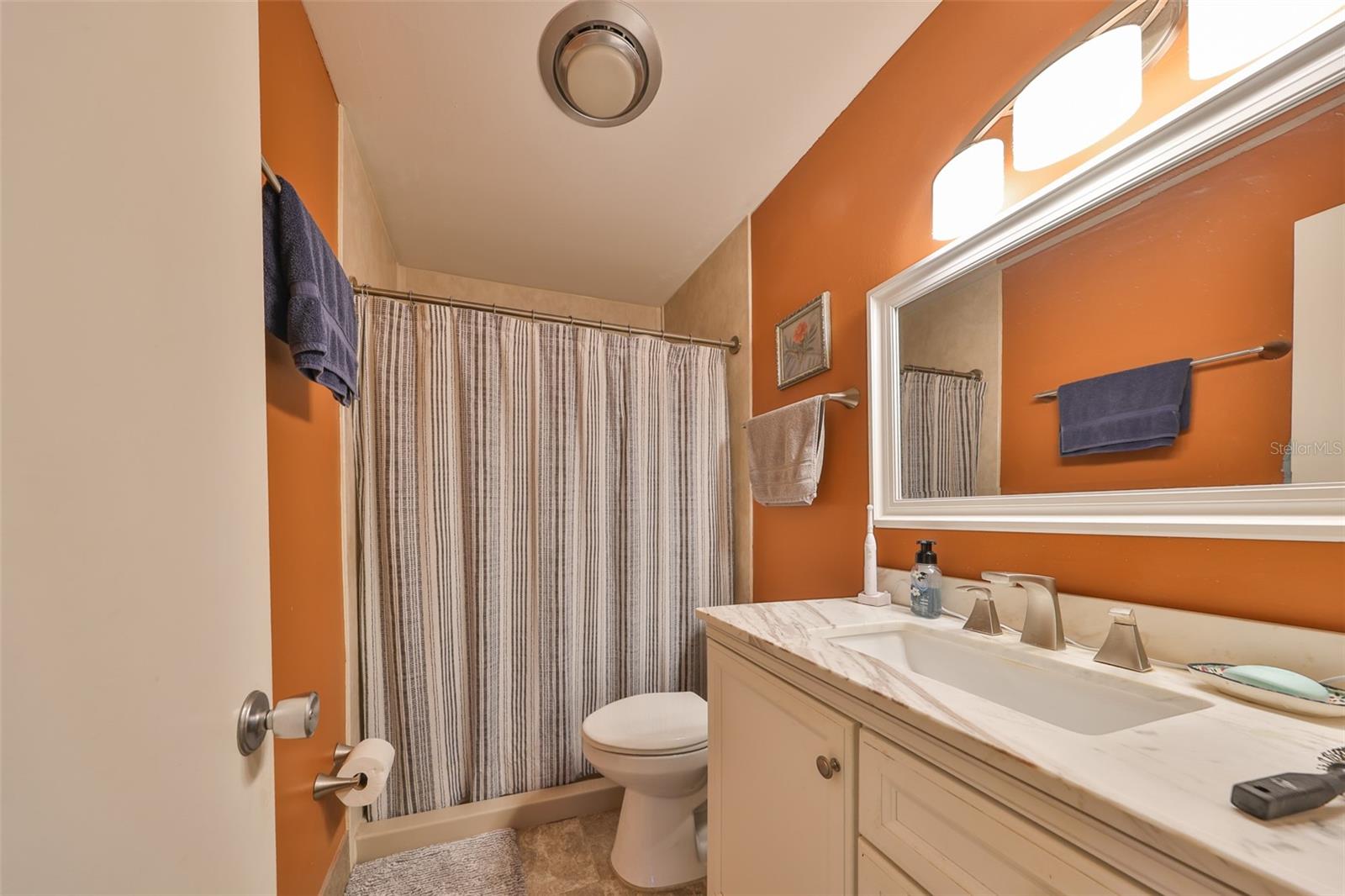 672 ALLEGHENY DR — photo 10