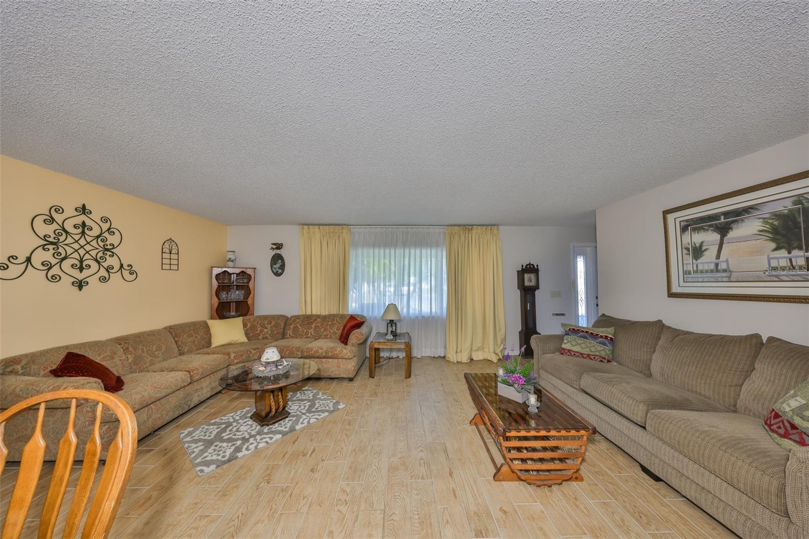 672 ALLEGHENY DR — photo 15