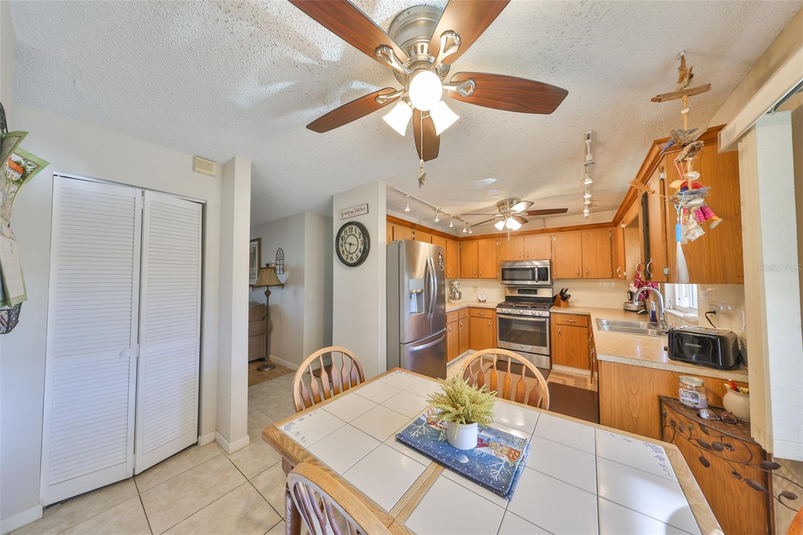 672 ALLEGHENY DR — photo 22
