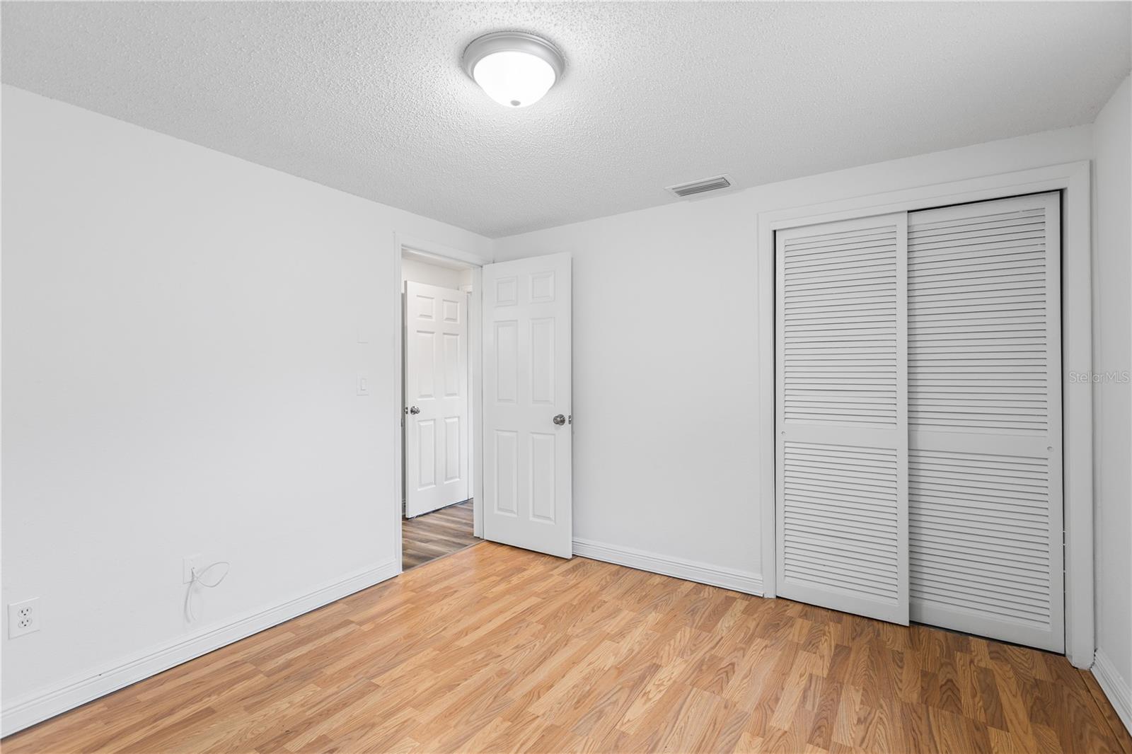 3308 BAINBRIDGE DR — photo 20