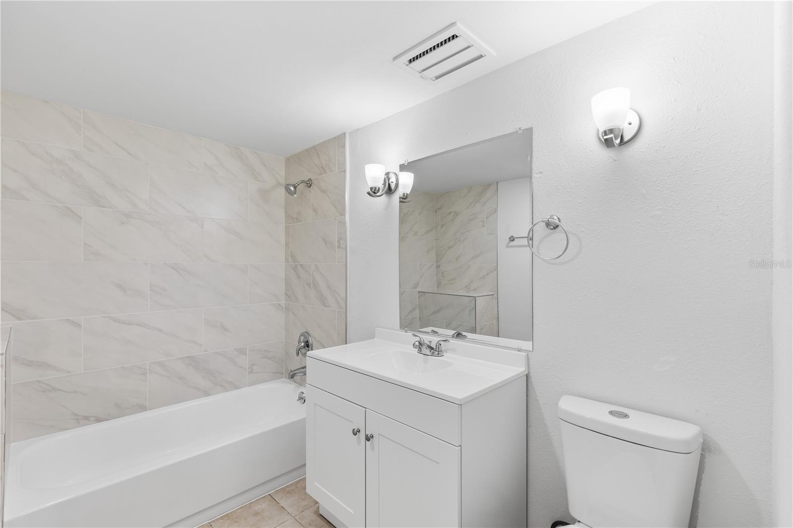 3308 BAINBRIDGE DR — photo 17