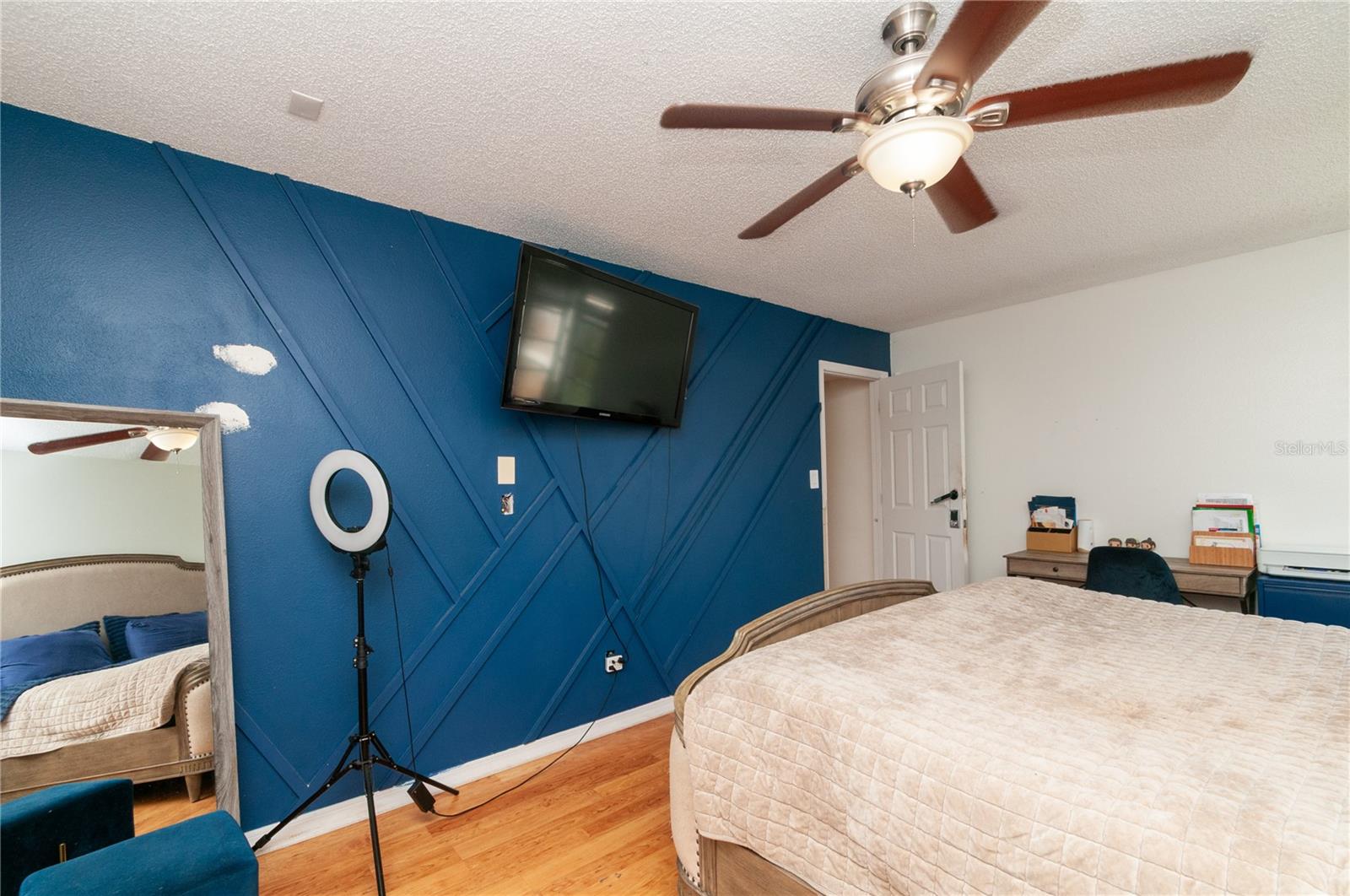 859 PINEWOOD TER W — photo 23