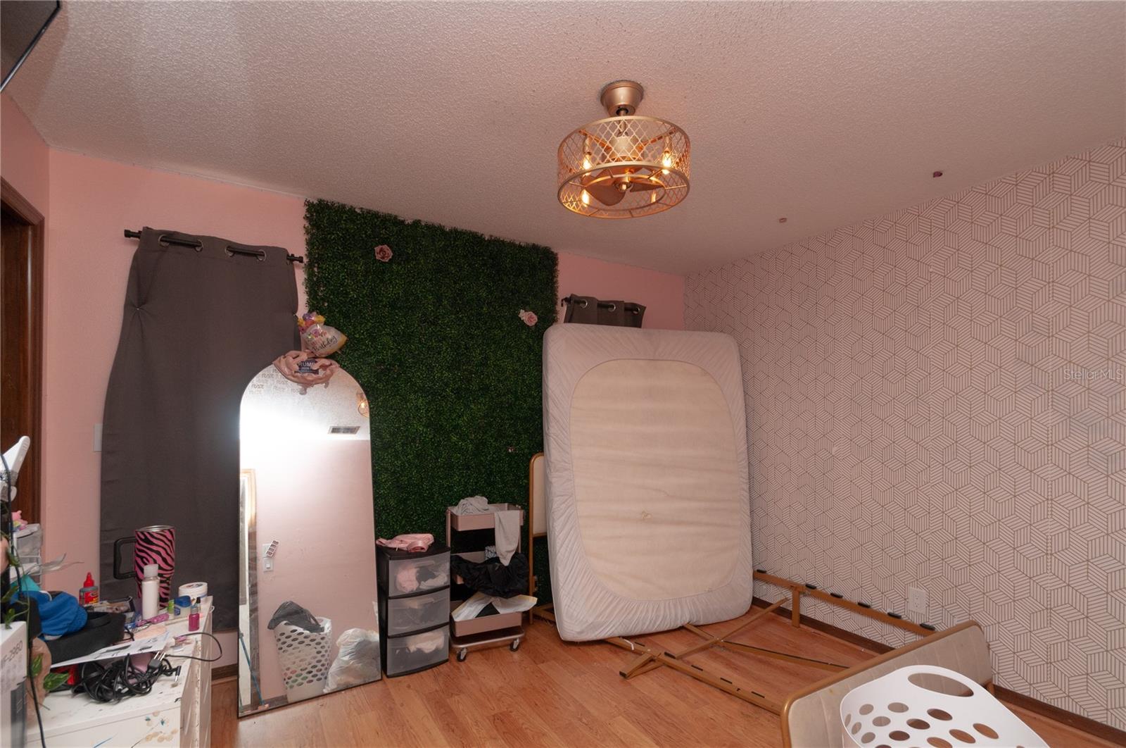 859 PINEWOOD TER W — photo 35