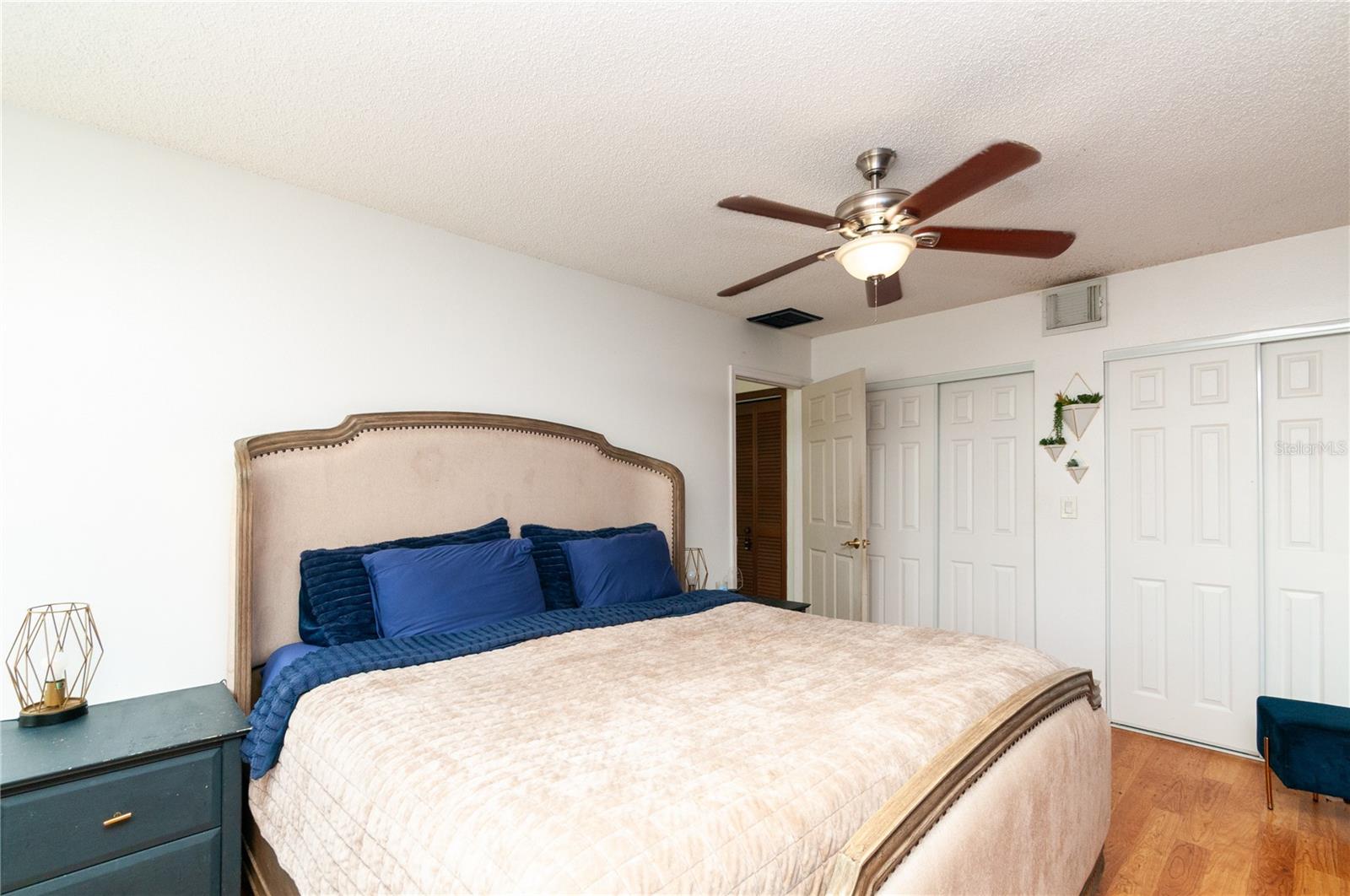 859 PINEWOOD TER W — photo 21