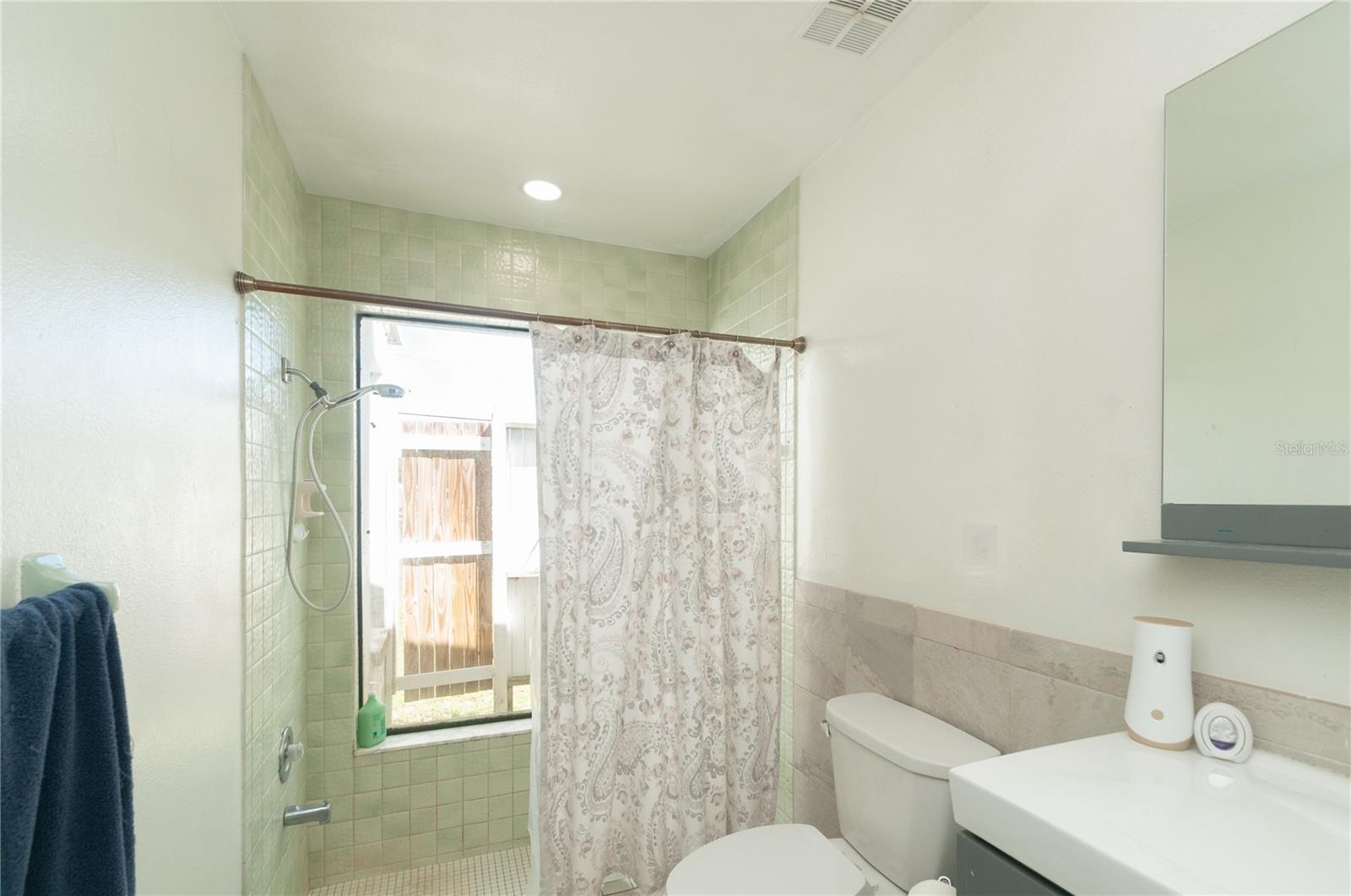 859 PINEWOOD TER W — photo 24